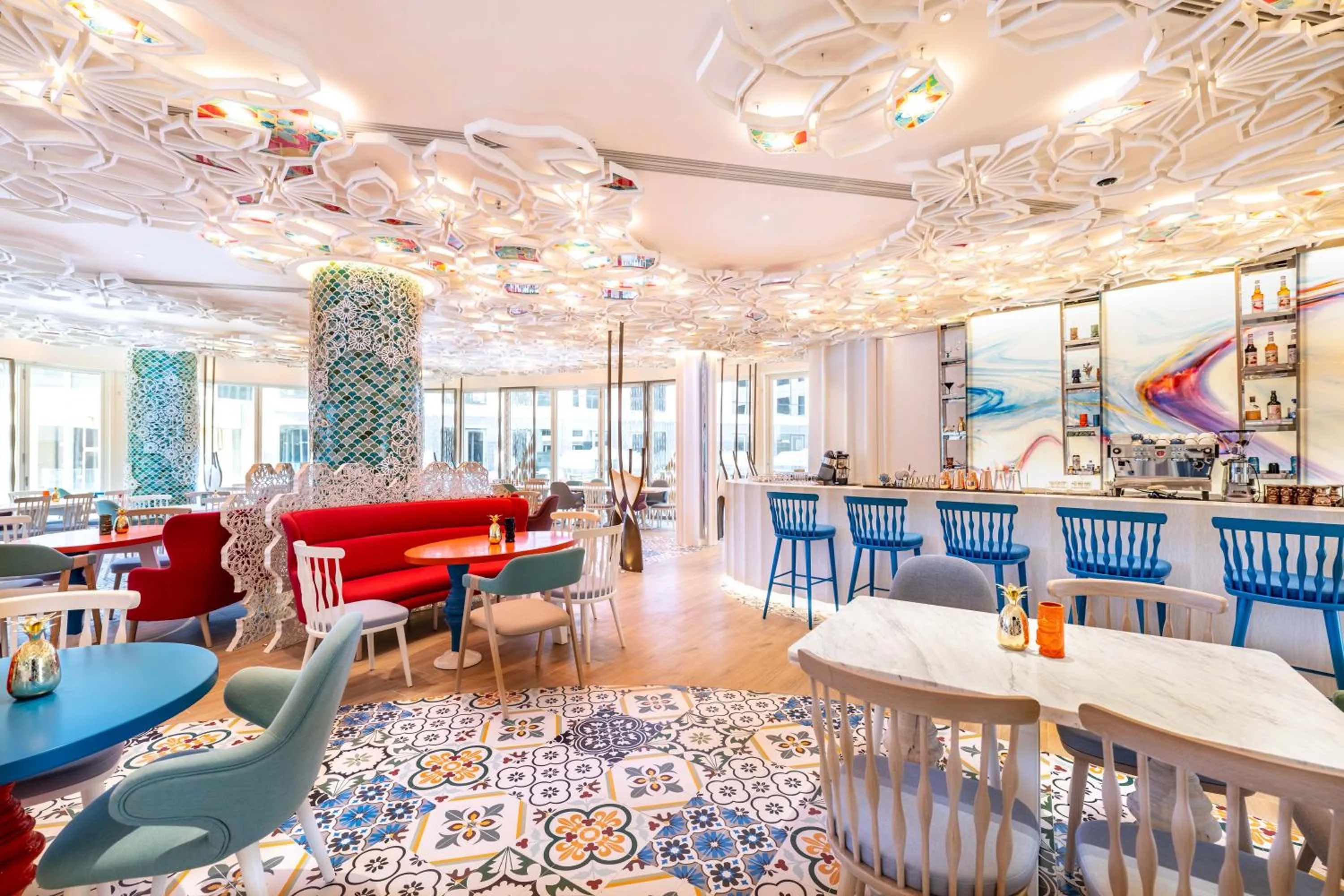 Restaurant/places to eat in Regala Skycity Hotel by Regal Hotels