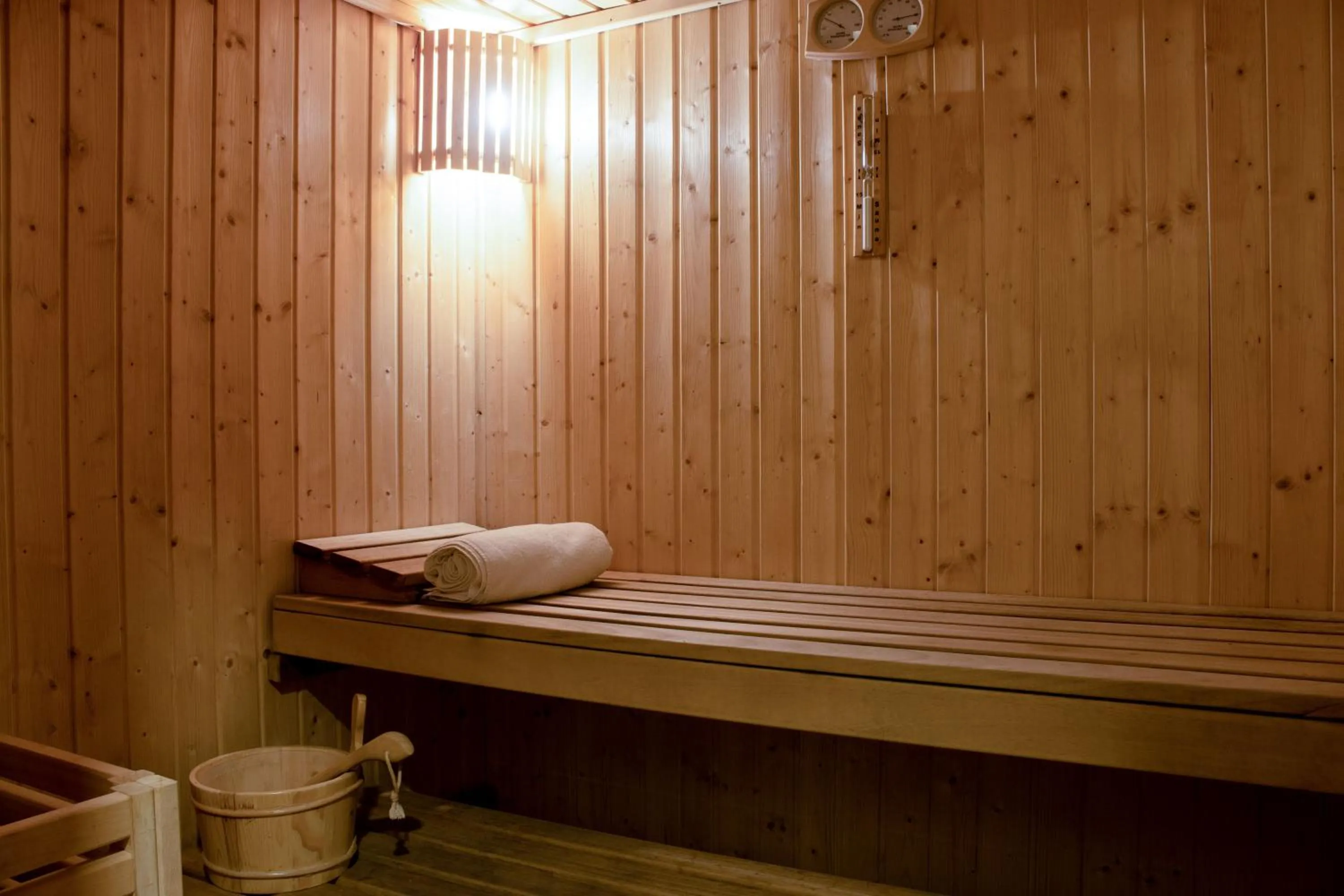 Sauna in Savoy Park Hotel Apartments