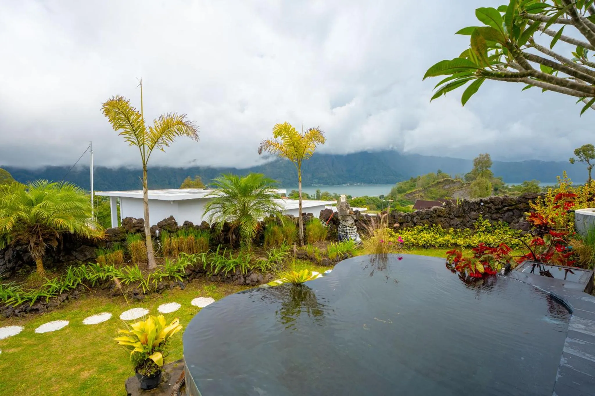 Pool view in Break Villa Kintamani
