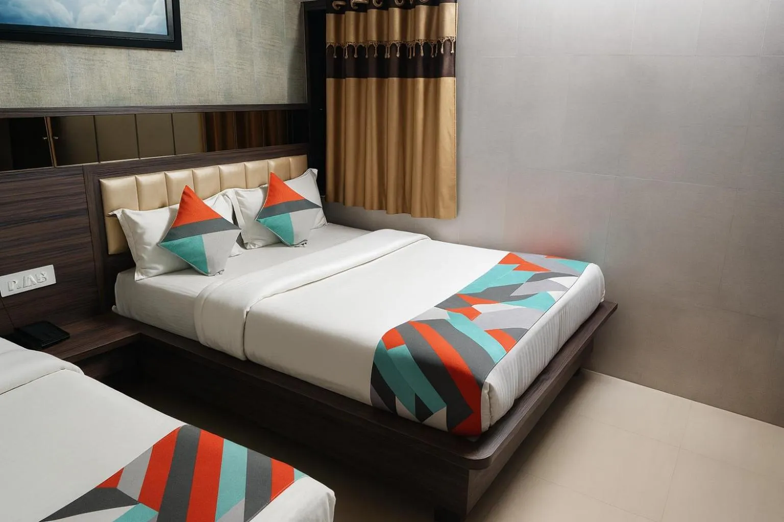 Bed in The Sky Comfort - Hotel The Heaven, Dwarka