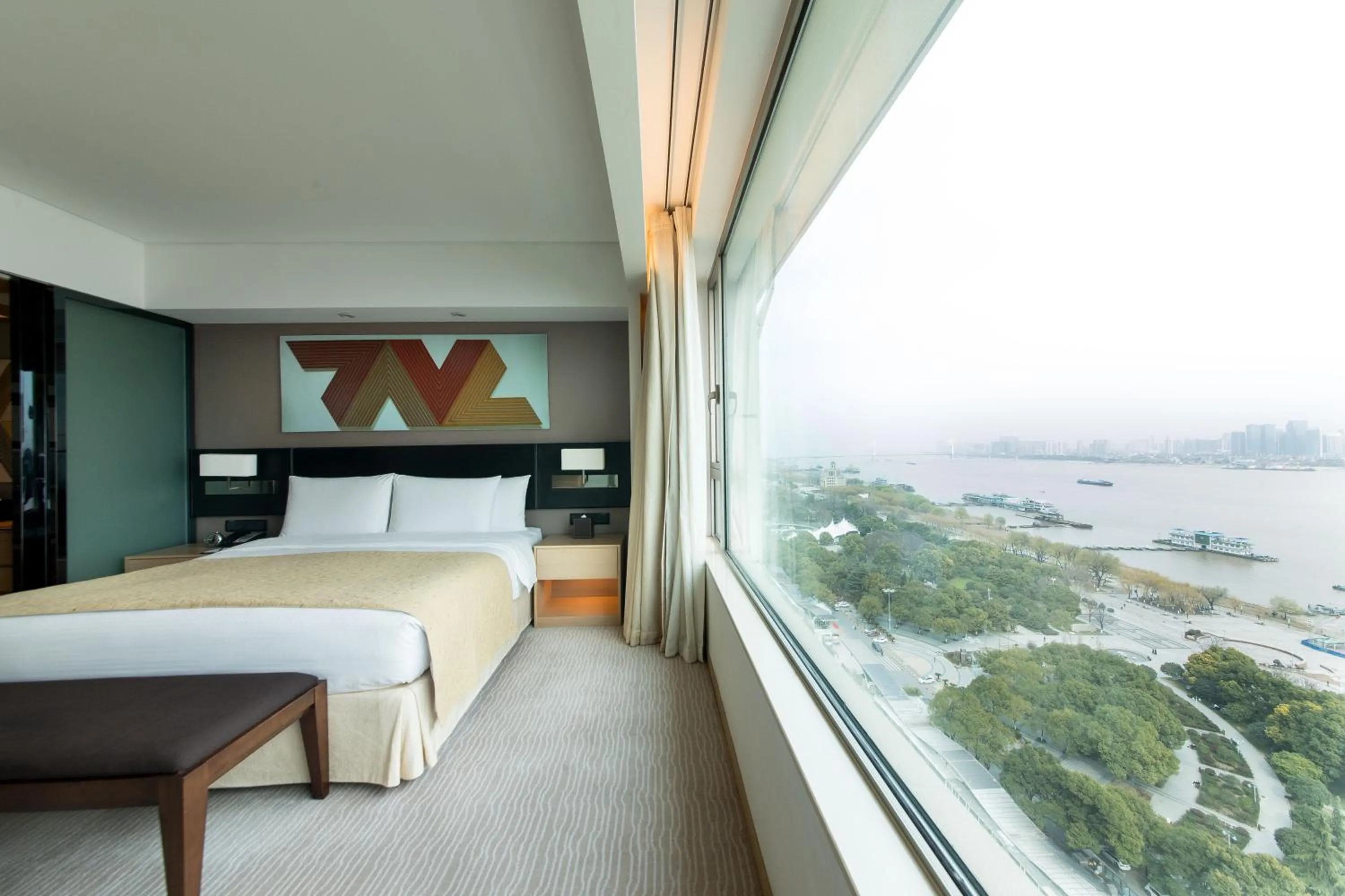 Property building, Bed in Marco Polo Wuhan