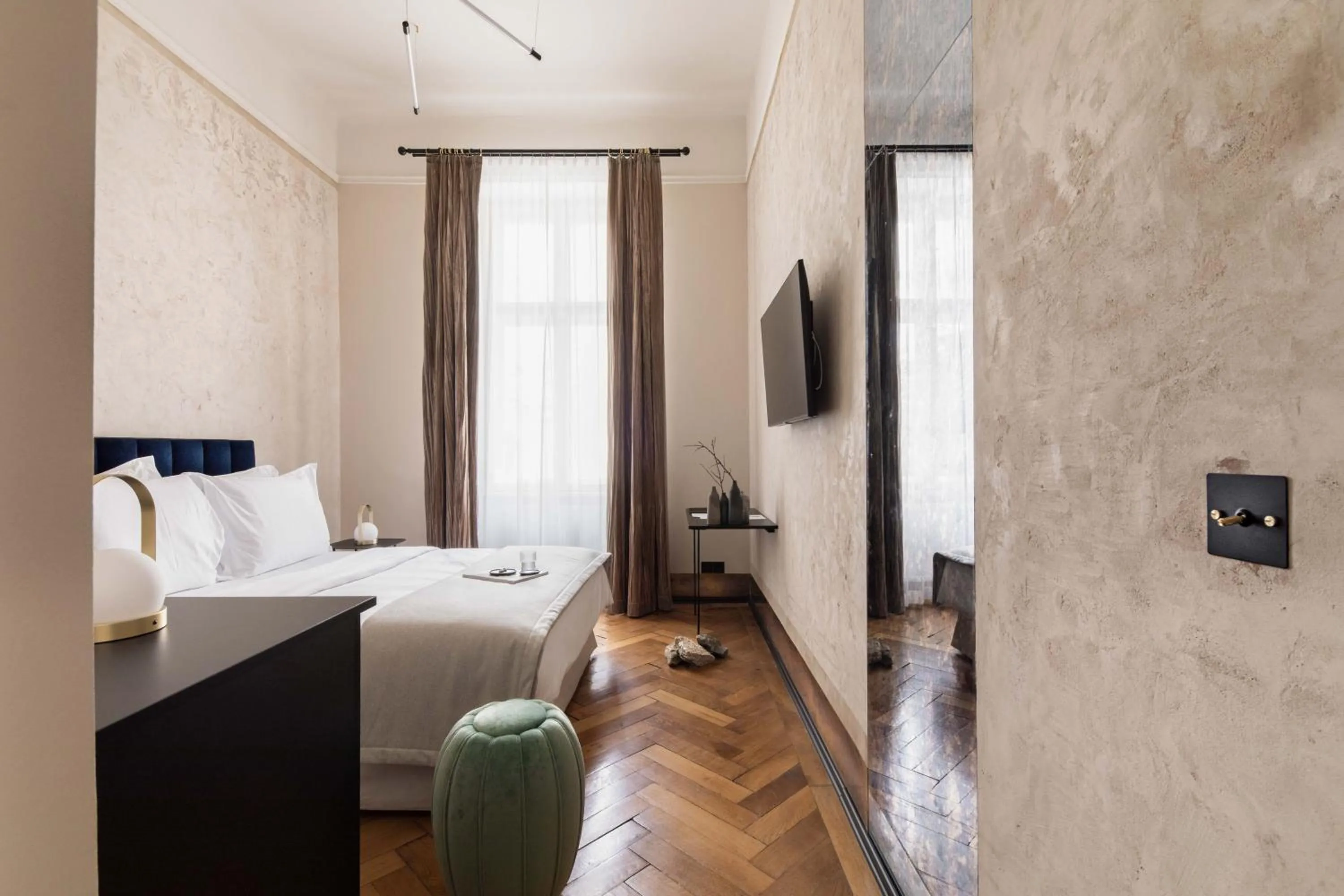 Bed in Zola Hotel - Palais de Bohème Adults Only