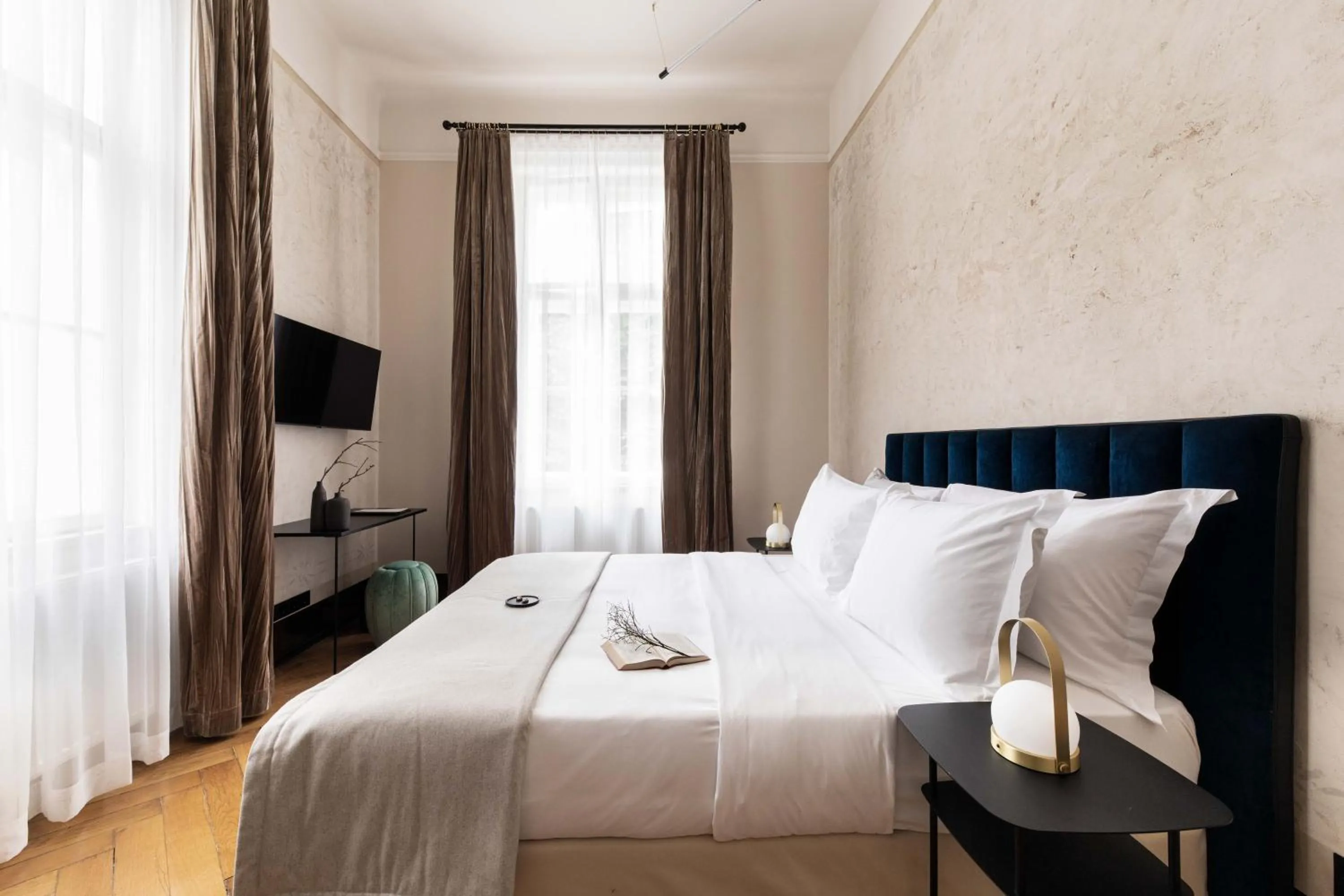 Bedroom, Bed in Zola Hotel - Palais de Bohème Adults Only