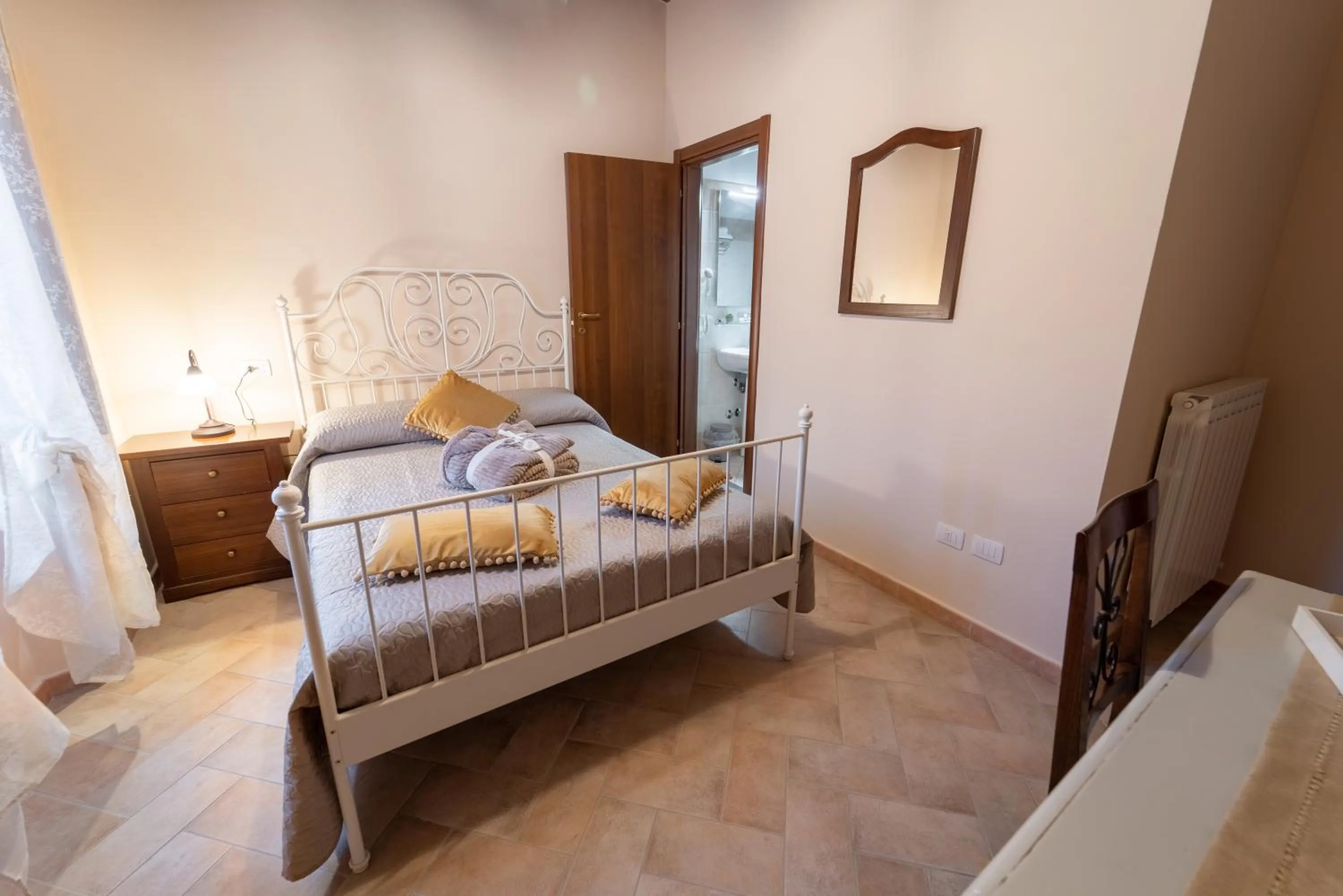 Bed in Albergo La Loggia di San Martino