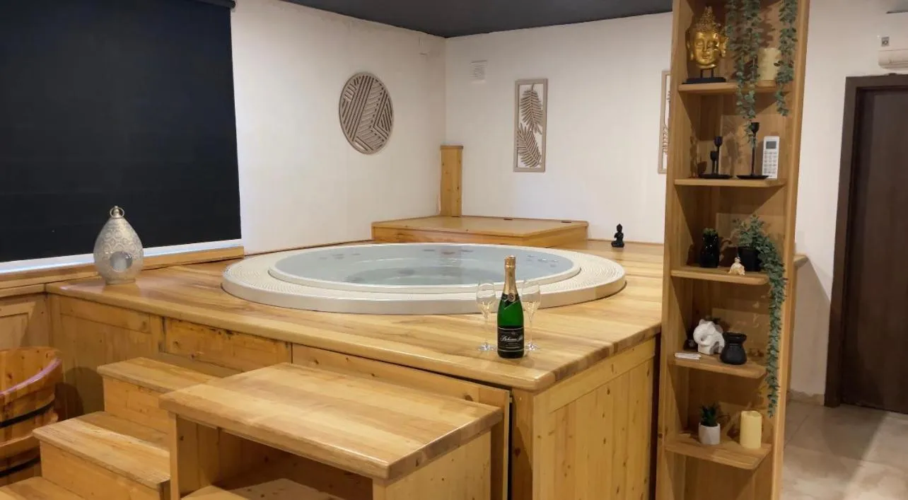 Hot Tub in Hotel & wellness Hejtmanka