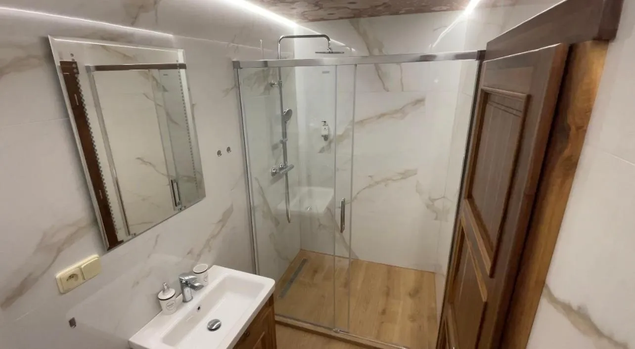 Shower in Hotel & wellness Hejtmanka