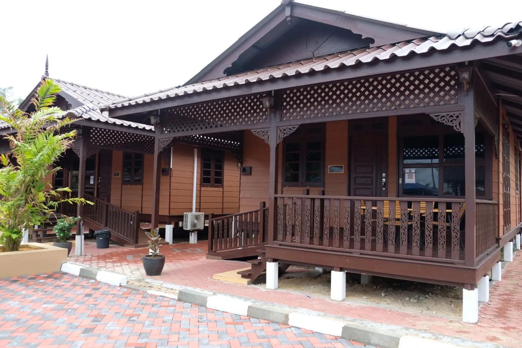 D'Razna Chalet Pantai Seberang Takir