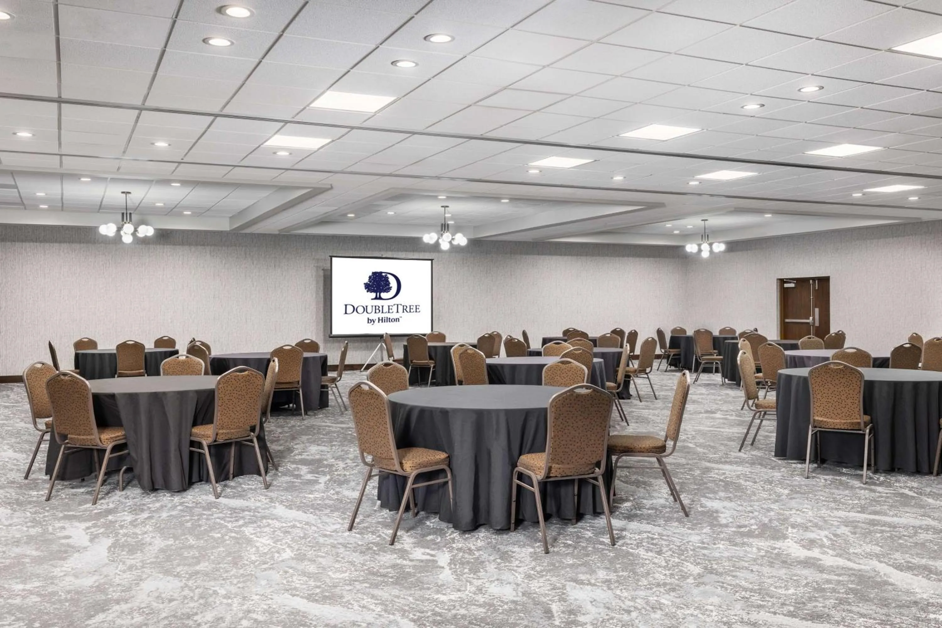 Meeting/conference room in Doubletree By Hilton Greensboro Airport