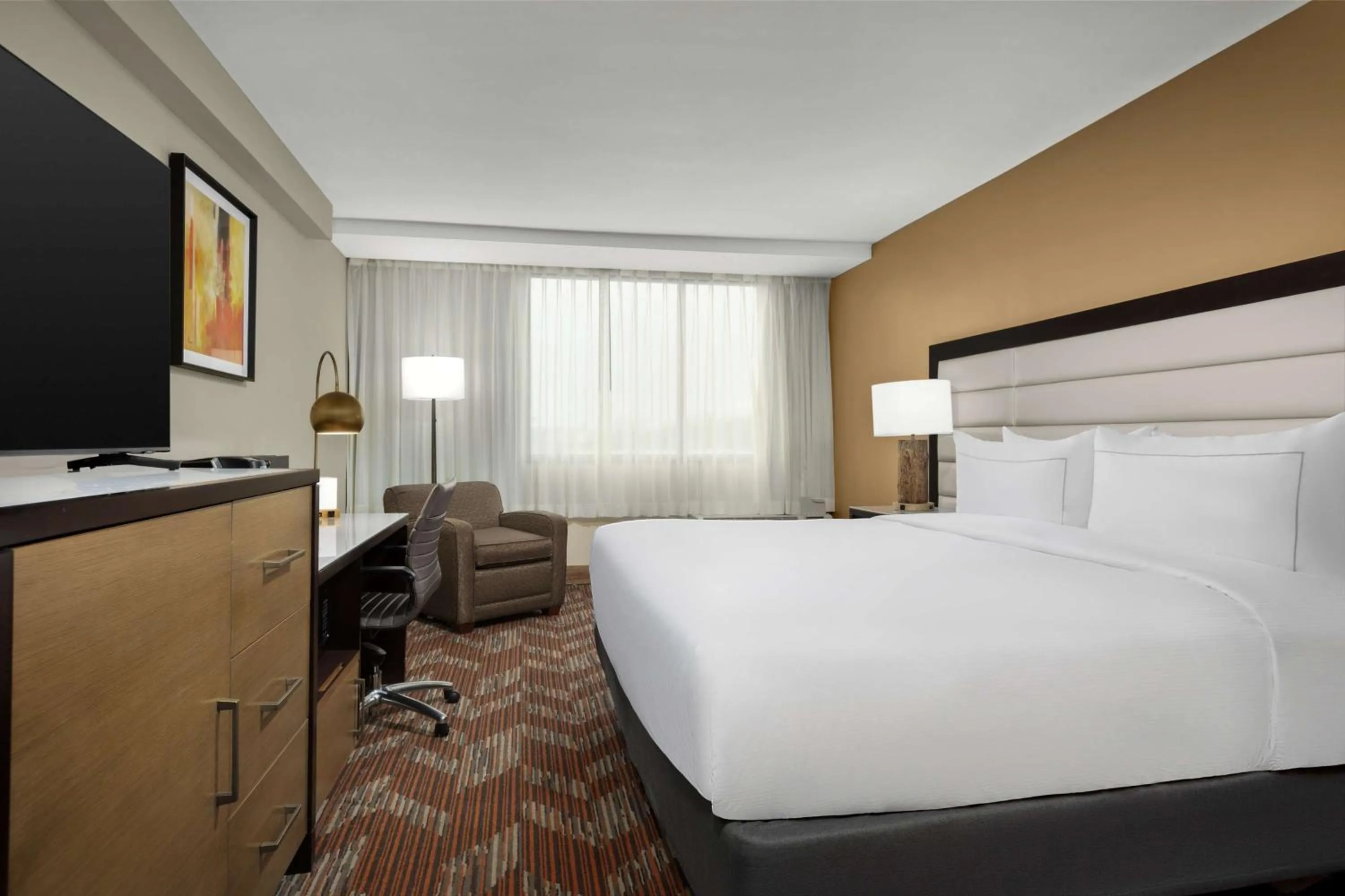 Bed in Doubletree By Hilton Greensboro Airport