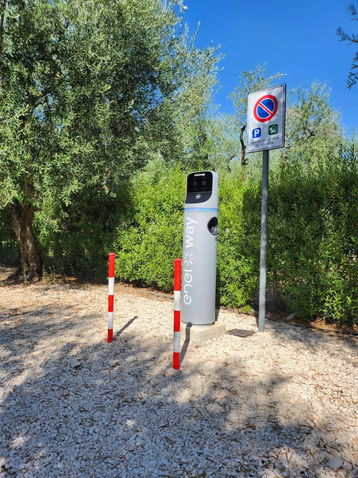 Parking in Villa Pesce 1820 Residenza d'Epoca & SPA