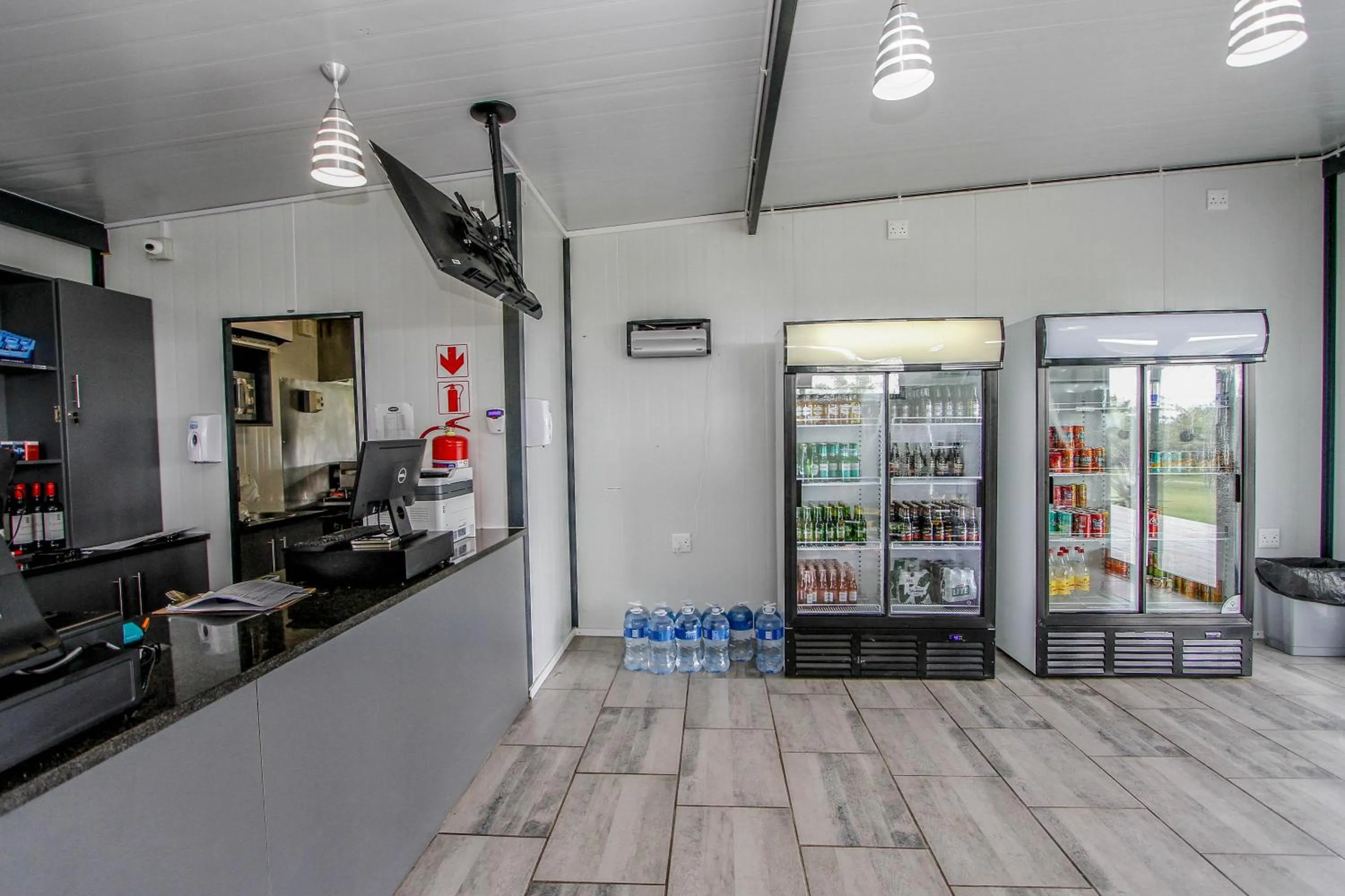 Supermarket/grocery shop in SleepOver Orpen Gate