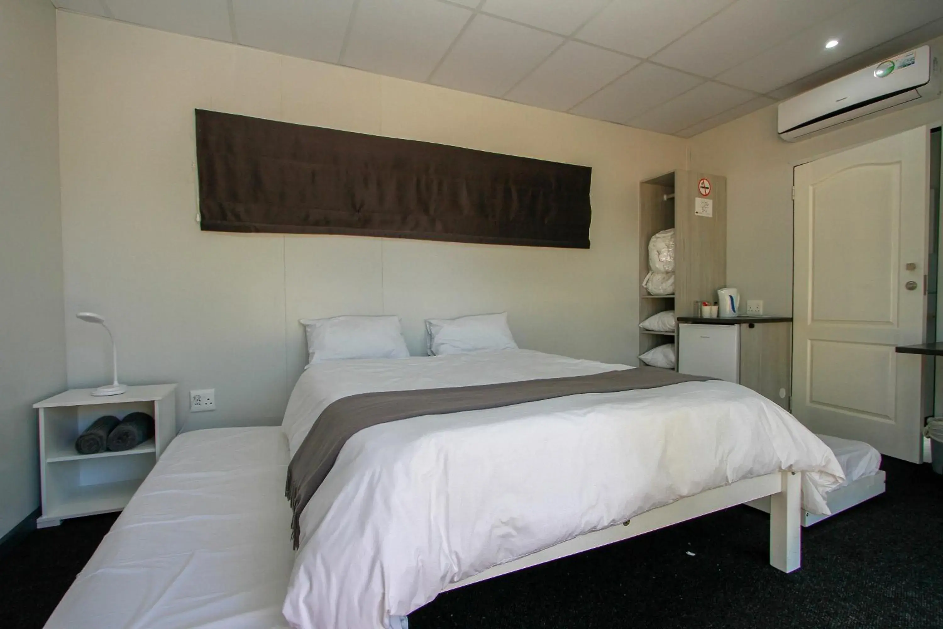 Family Room in SleepOver Beitbridge Family Room in SleepOver Beitbridge