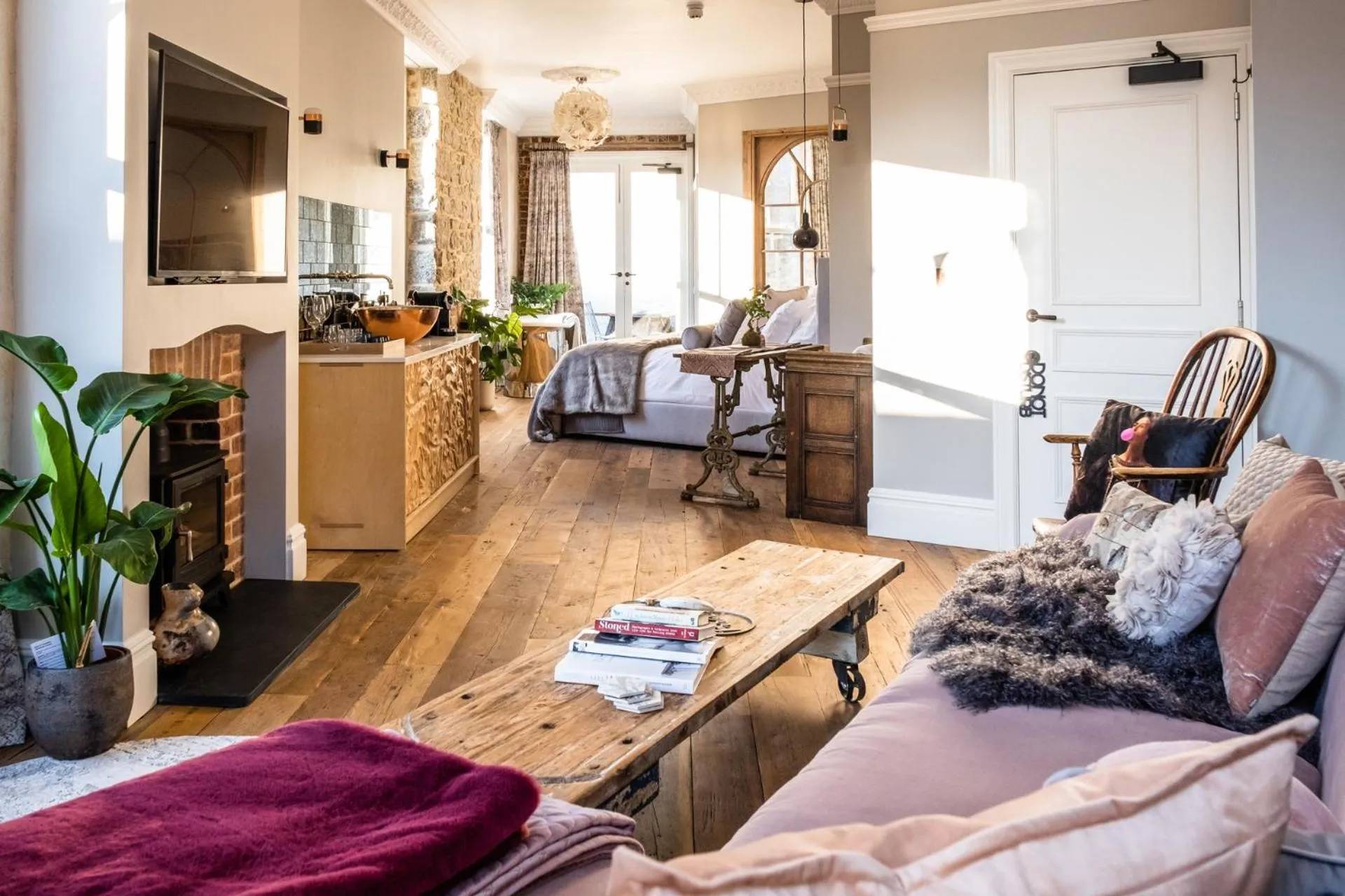 Photo of the whole room in Host St Ives