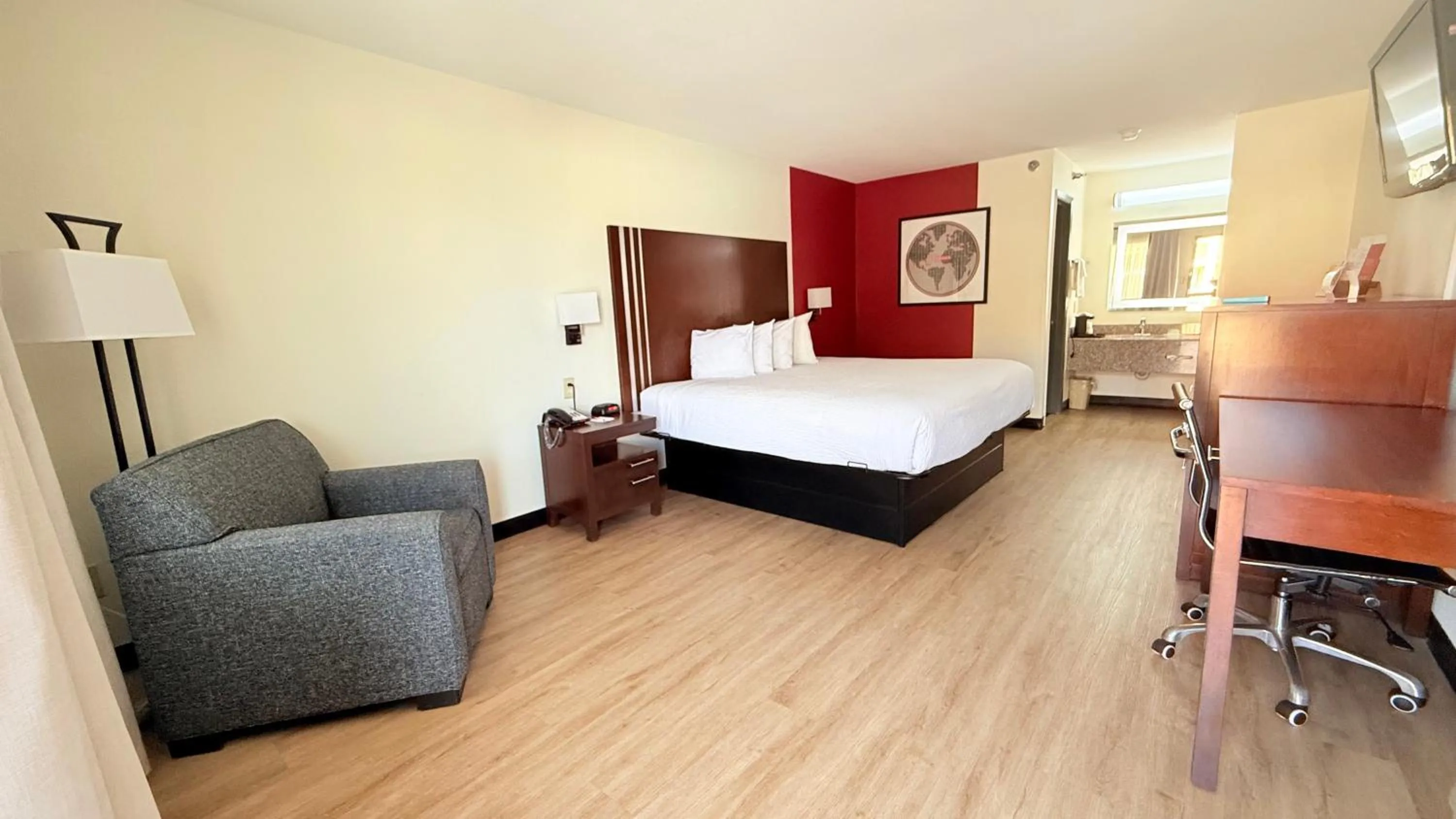 Photo of the whole room, Bed in Ramada by Wyndham San Antonio Near SeaWorld - Lackland AFB
