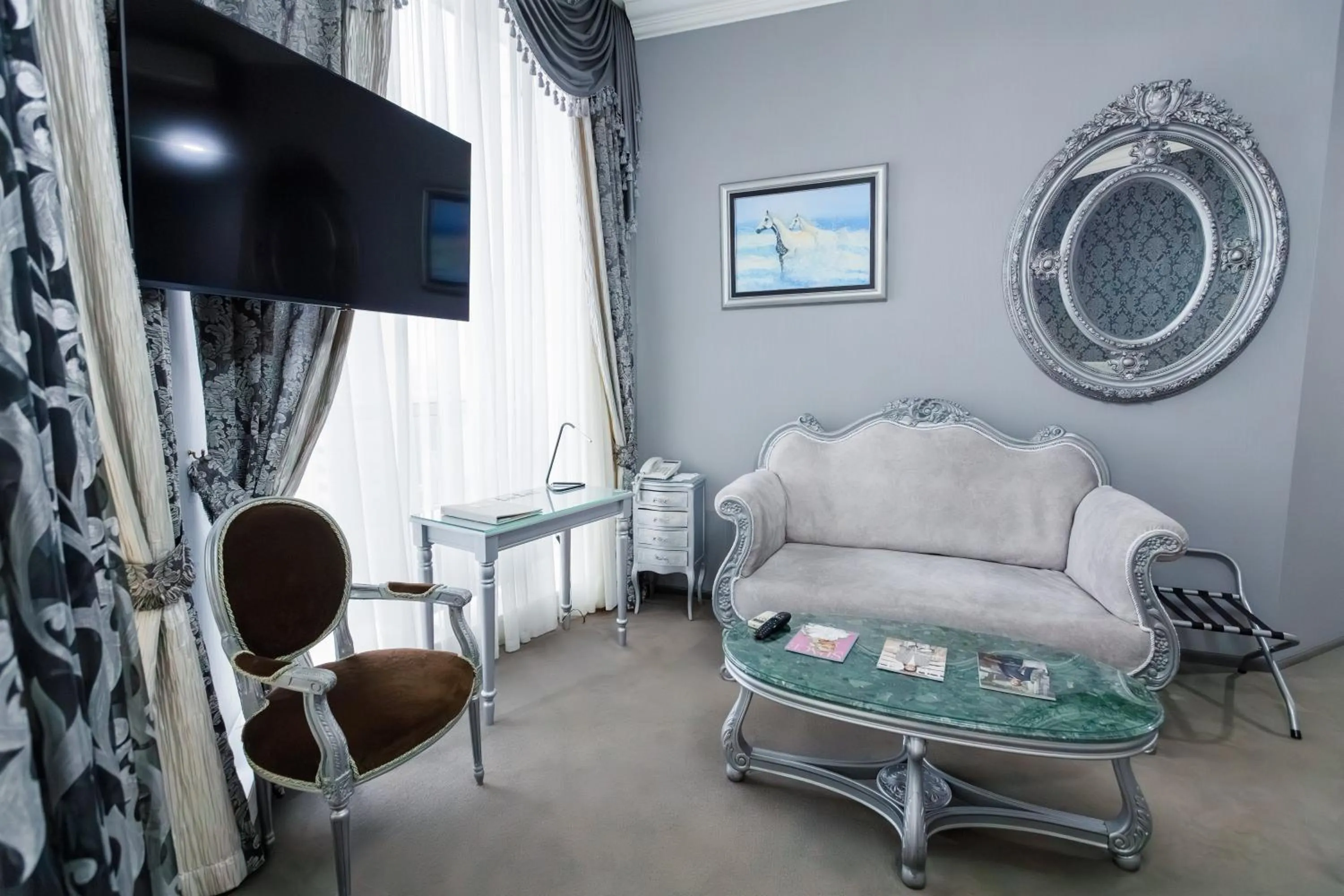 Boutique Spa Casino Hotel Lybid Plaza