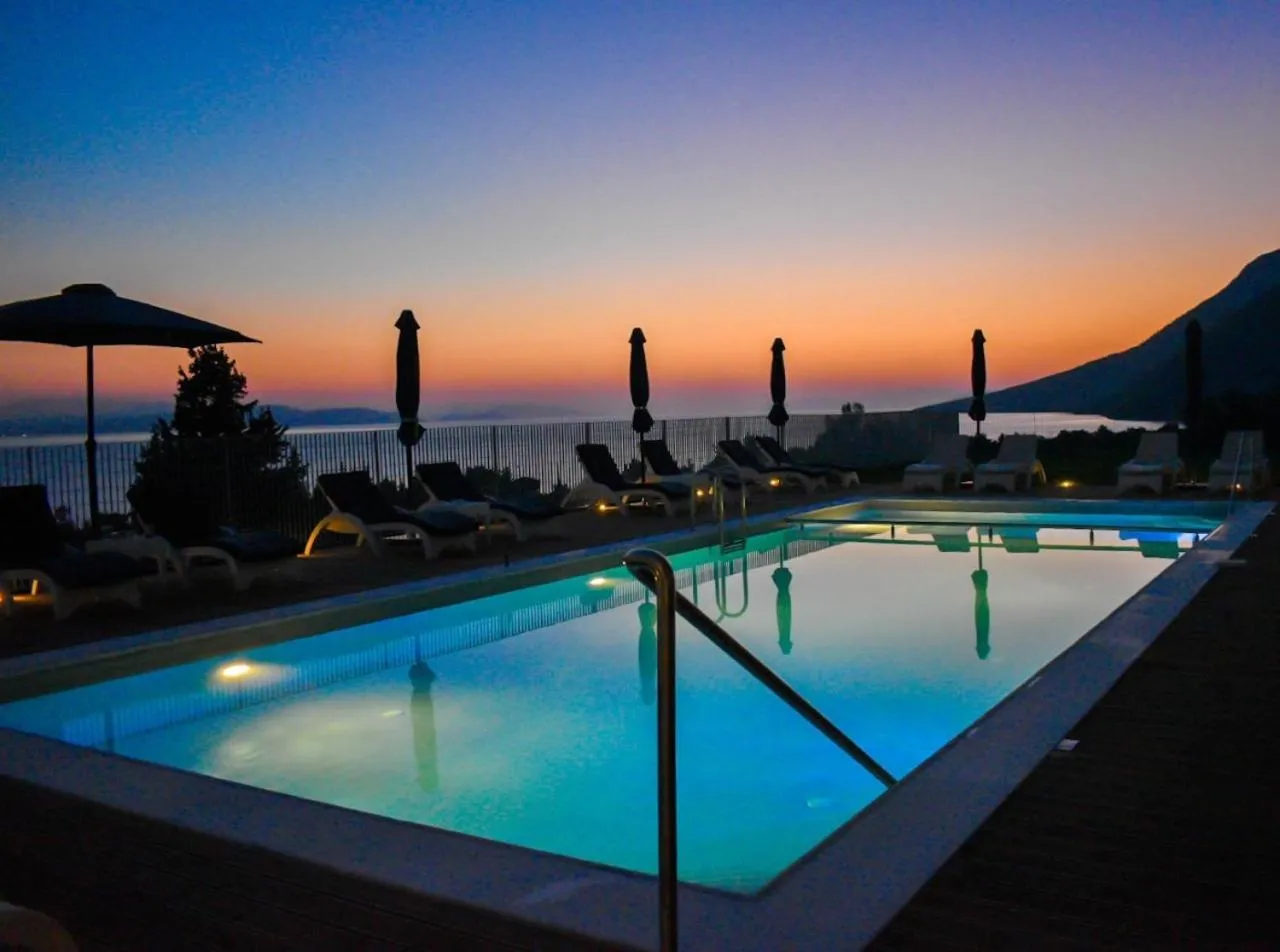 Pantheon Hotel & Suites