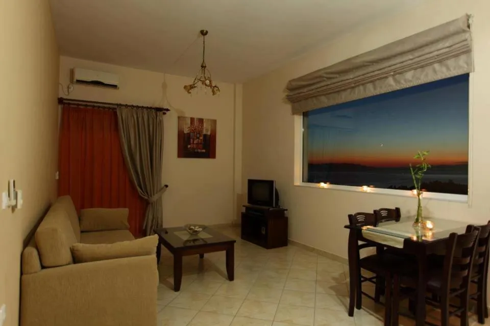 Living room in Pantheon Hotel & Suites