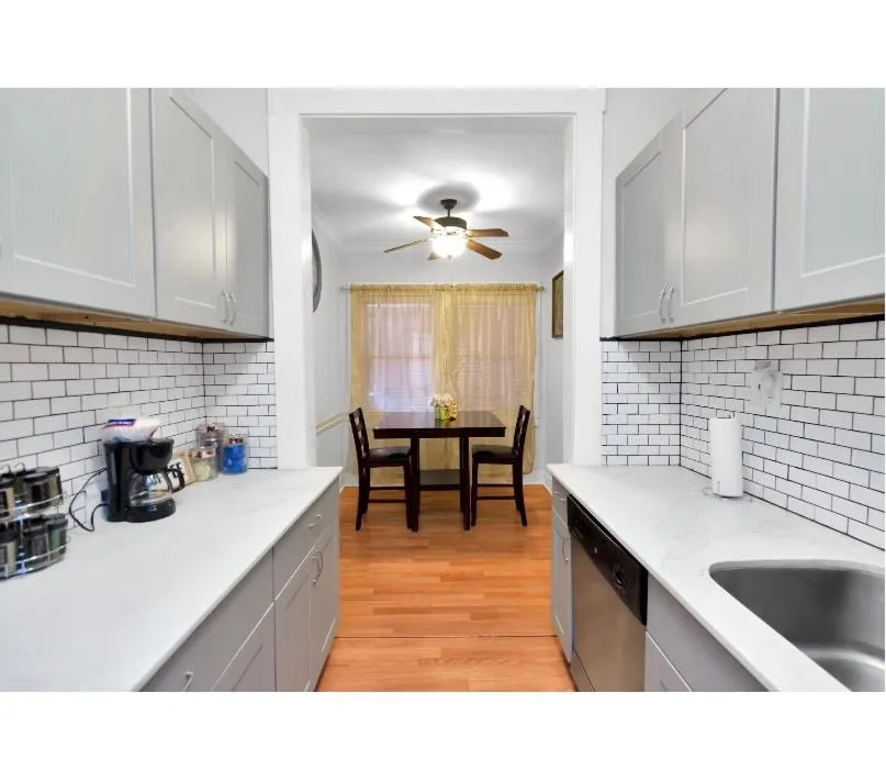 Cozy Downtown Studio by Toyota Center