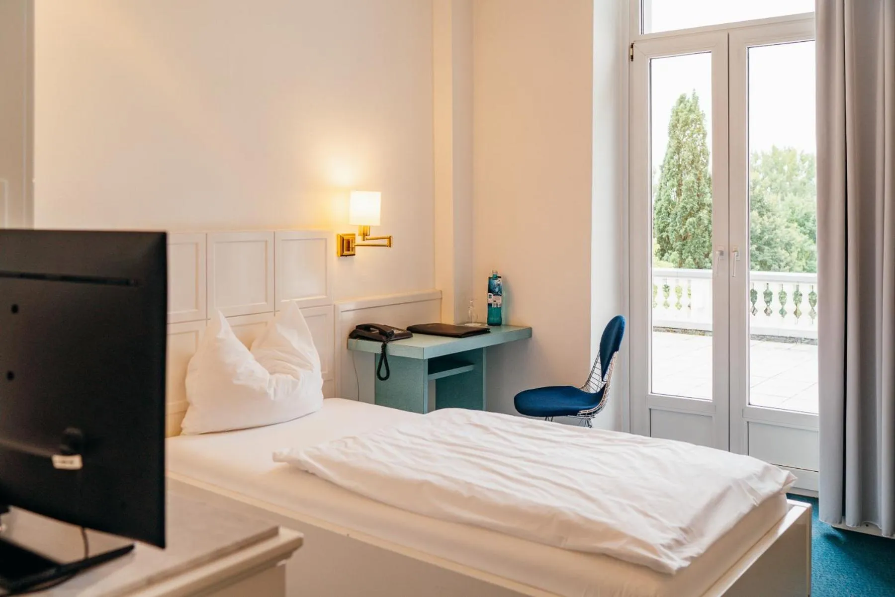 Photo of the whole room, Bed in Hotel Benther Berg