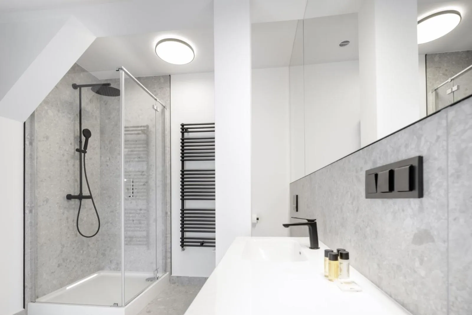 Bathroom in Apartamenty L11, Limanowskiego