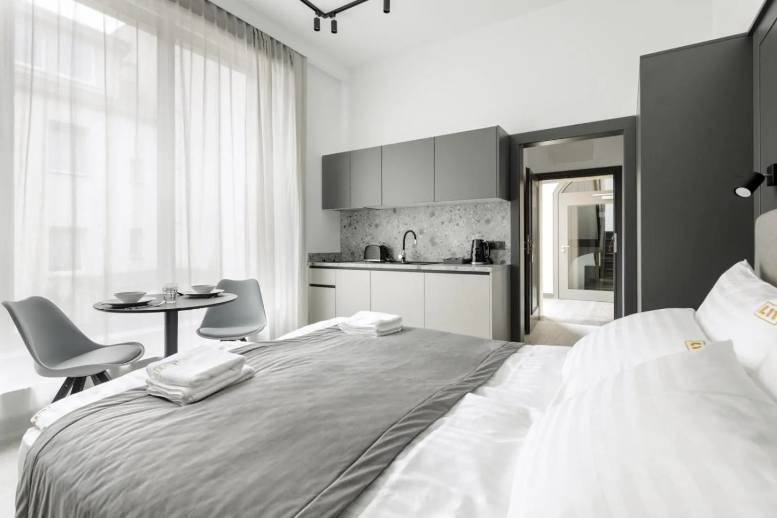 Photo of the whole room, Bed in Apartamenty L11, Limanowskiego