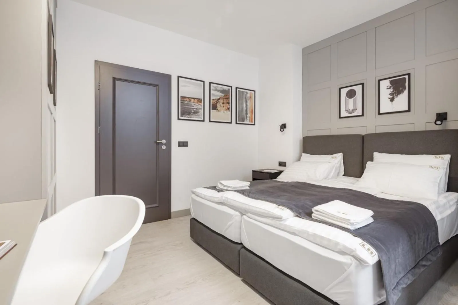 Bedroom, Bed in Apartamenty L11, Limanowskiego