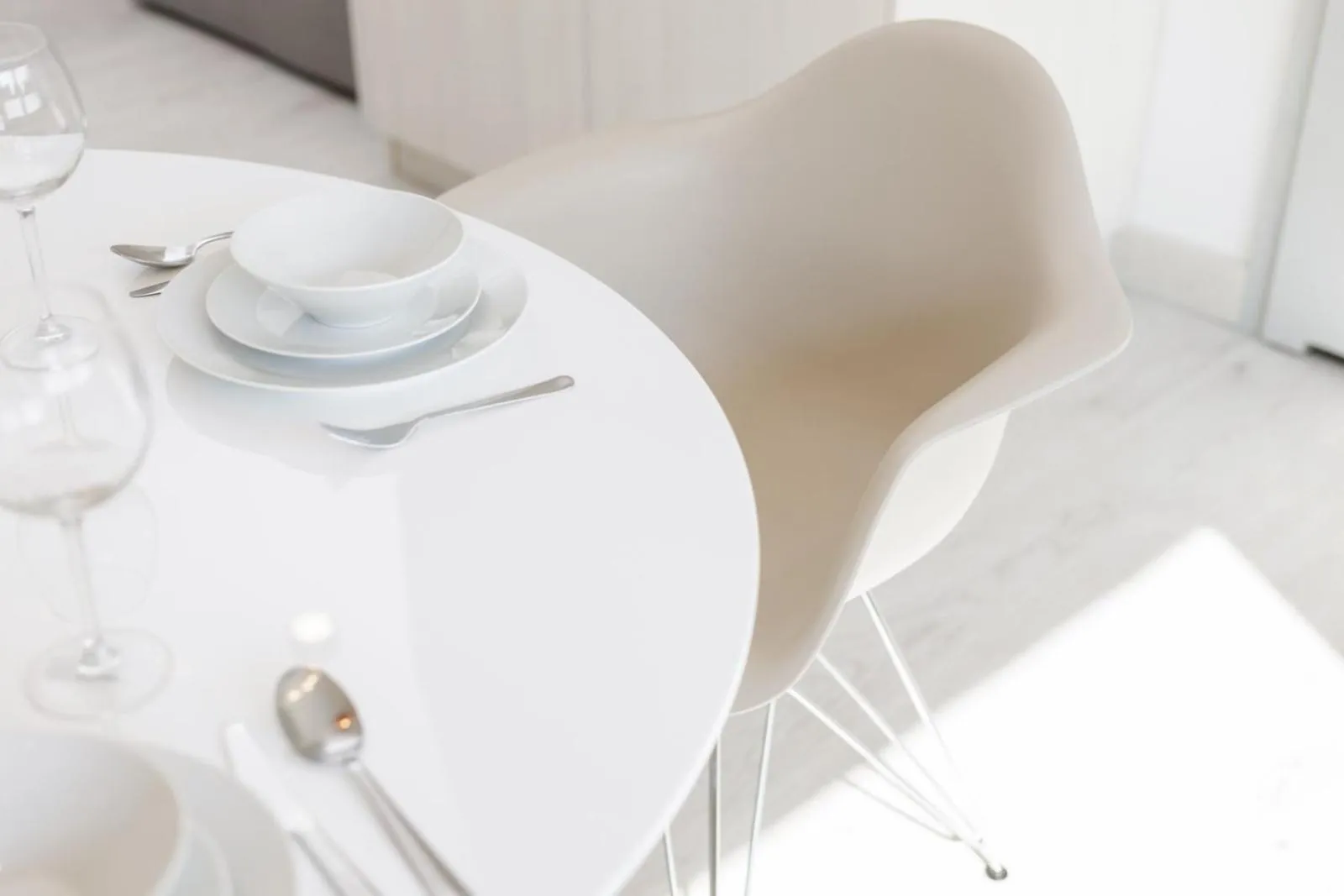 Decorative detail in Apartamenty L11, Limanowskiego