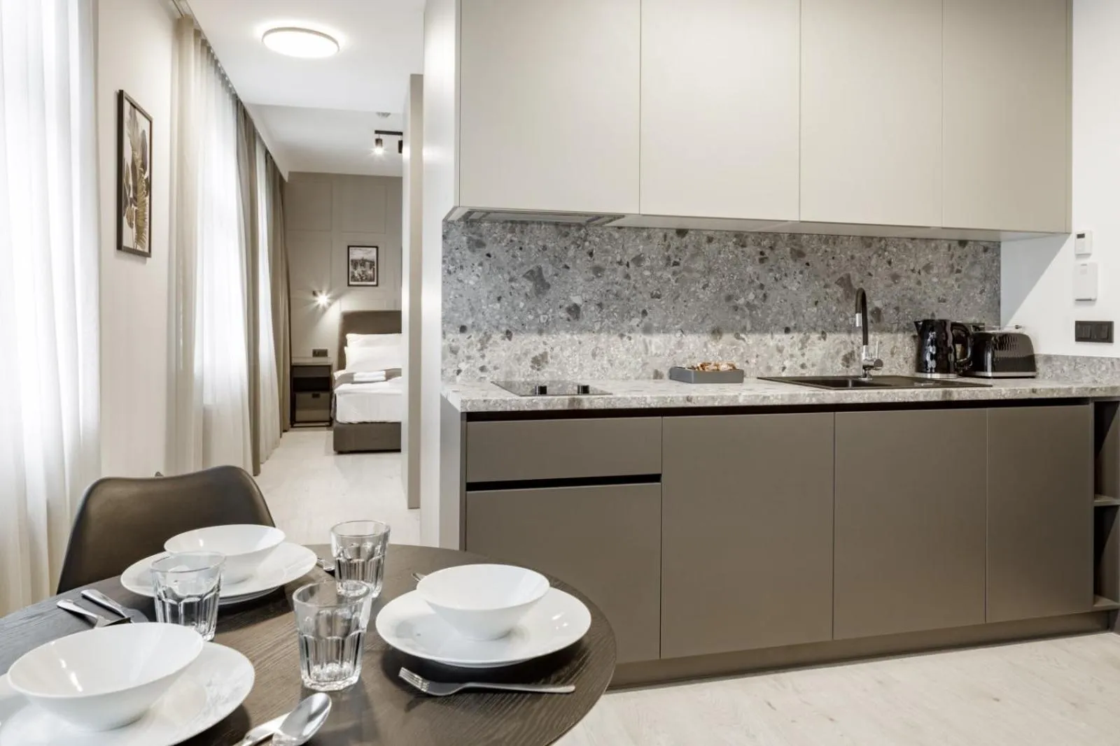 Kitchen or kitchenette in Apartamenty L11, Limanowskiego