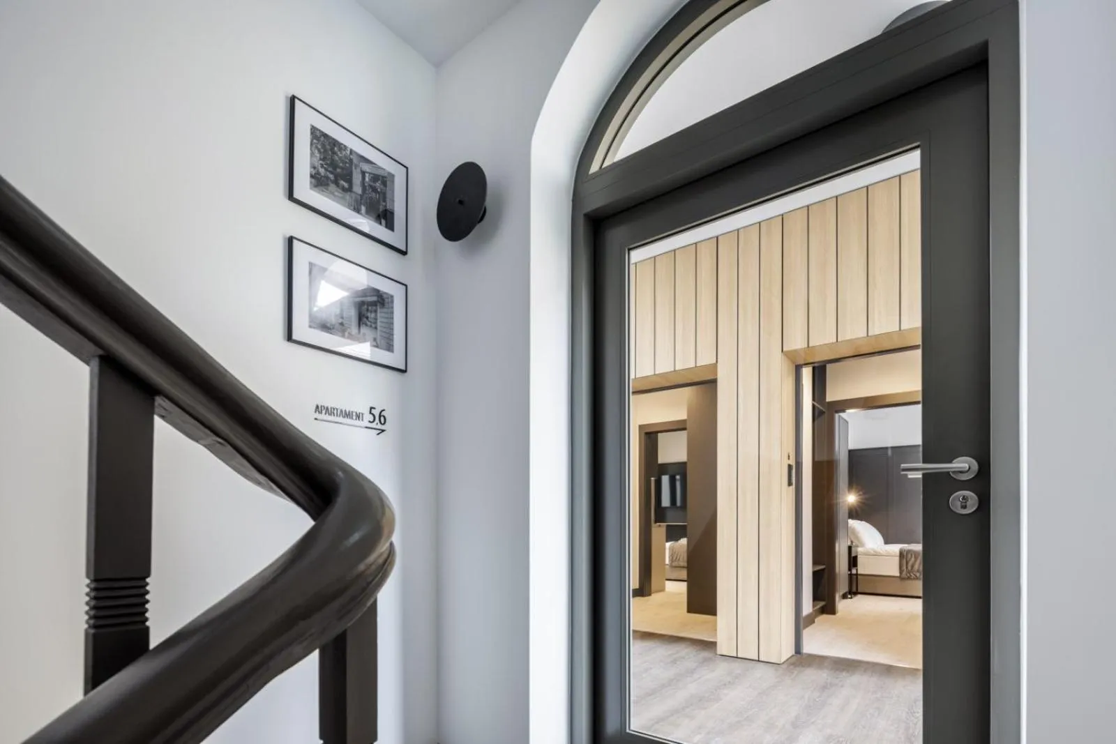 Inner courtyard view, Bed in Apartamenty L11, Limanowskiego