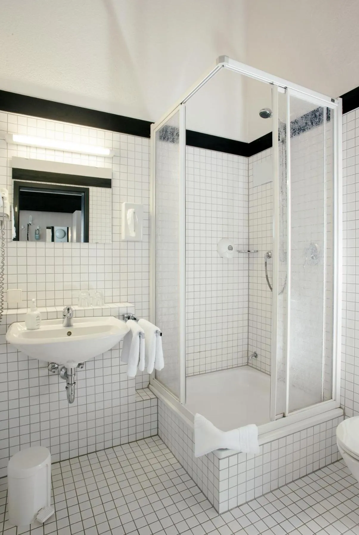 Shower in Hotel Abendroth