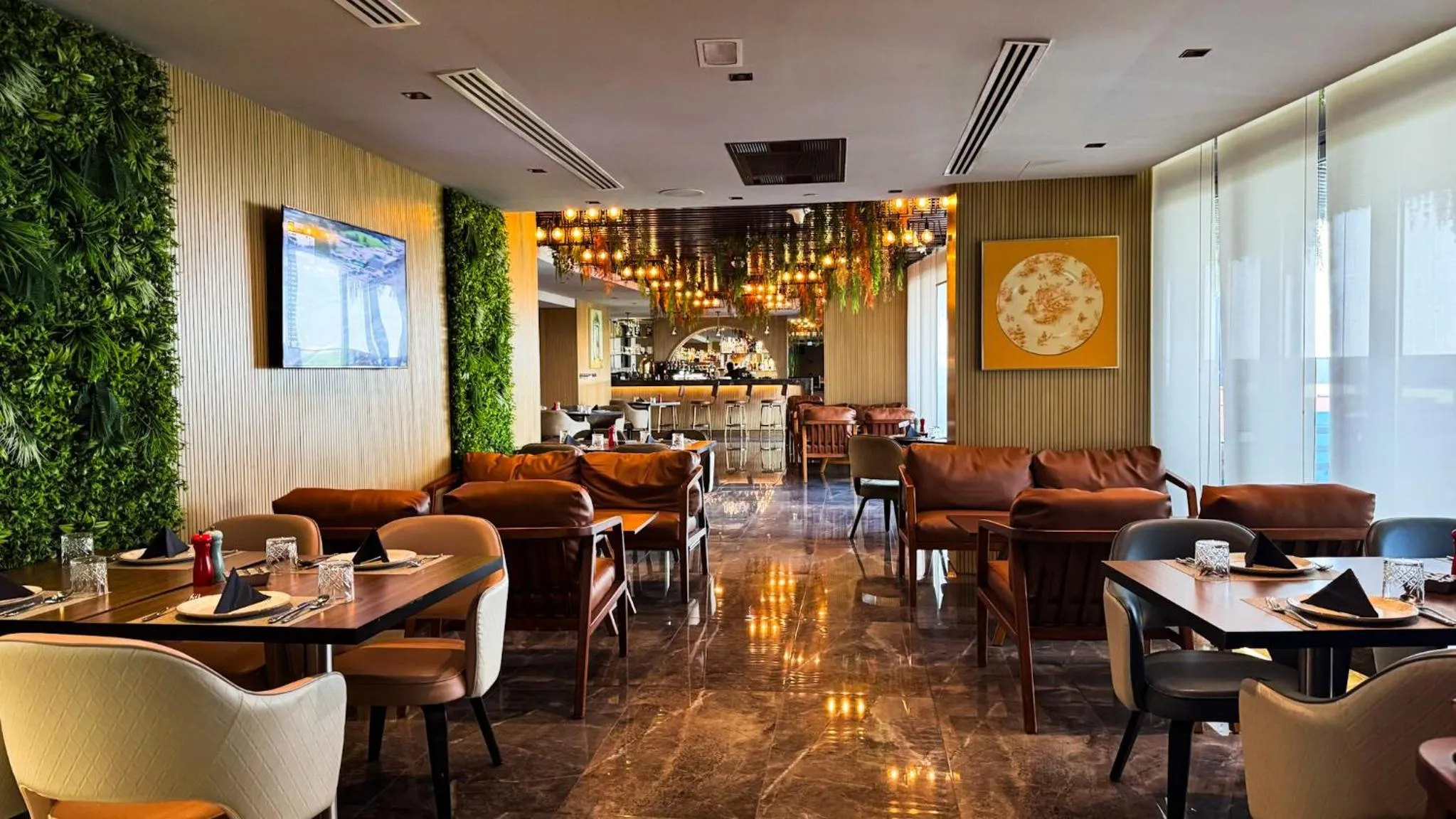 Restaurant/places to eat in Millennium Place Mirdif