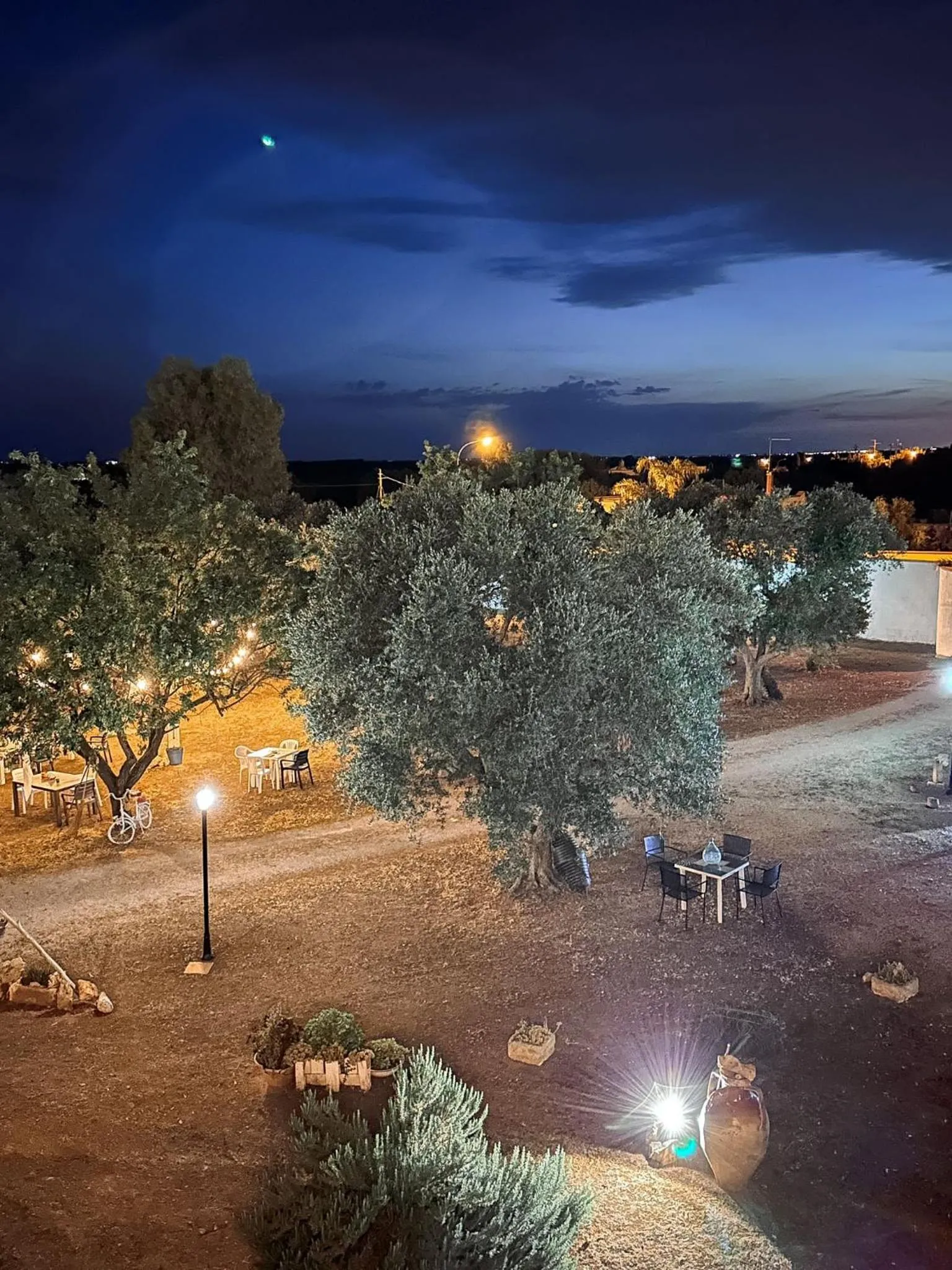 Night in Villa Mariella