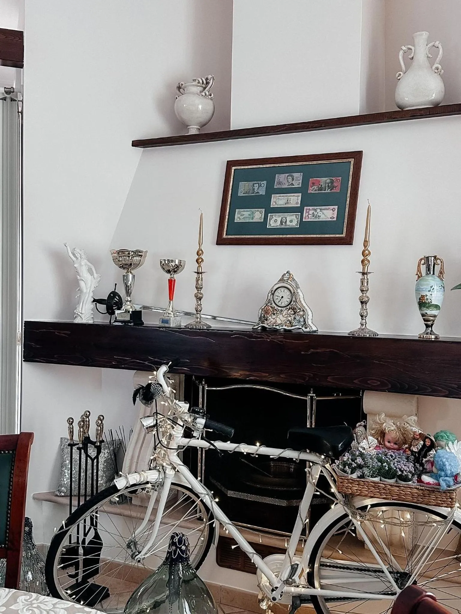 fireplace in Villa Mariella