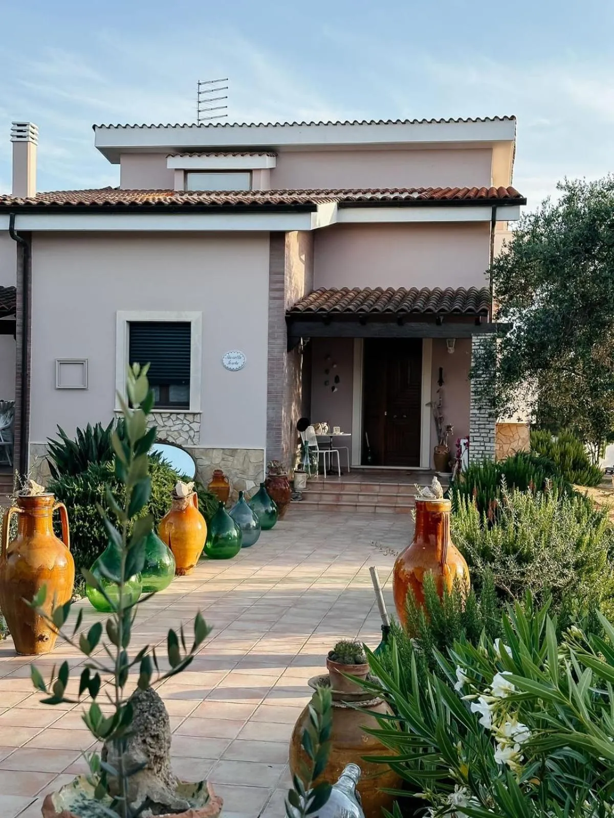 Property building in Villa Mariella