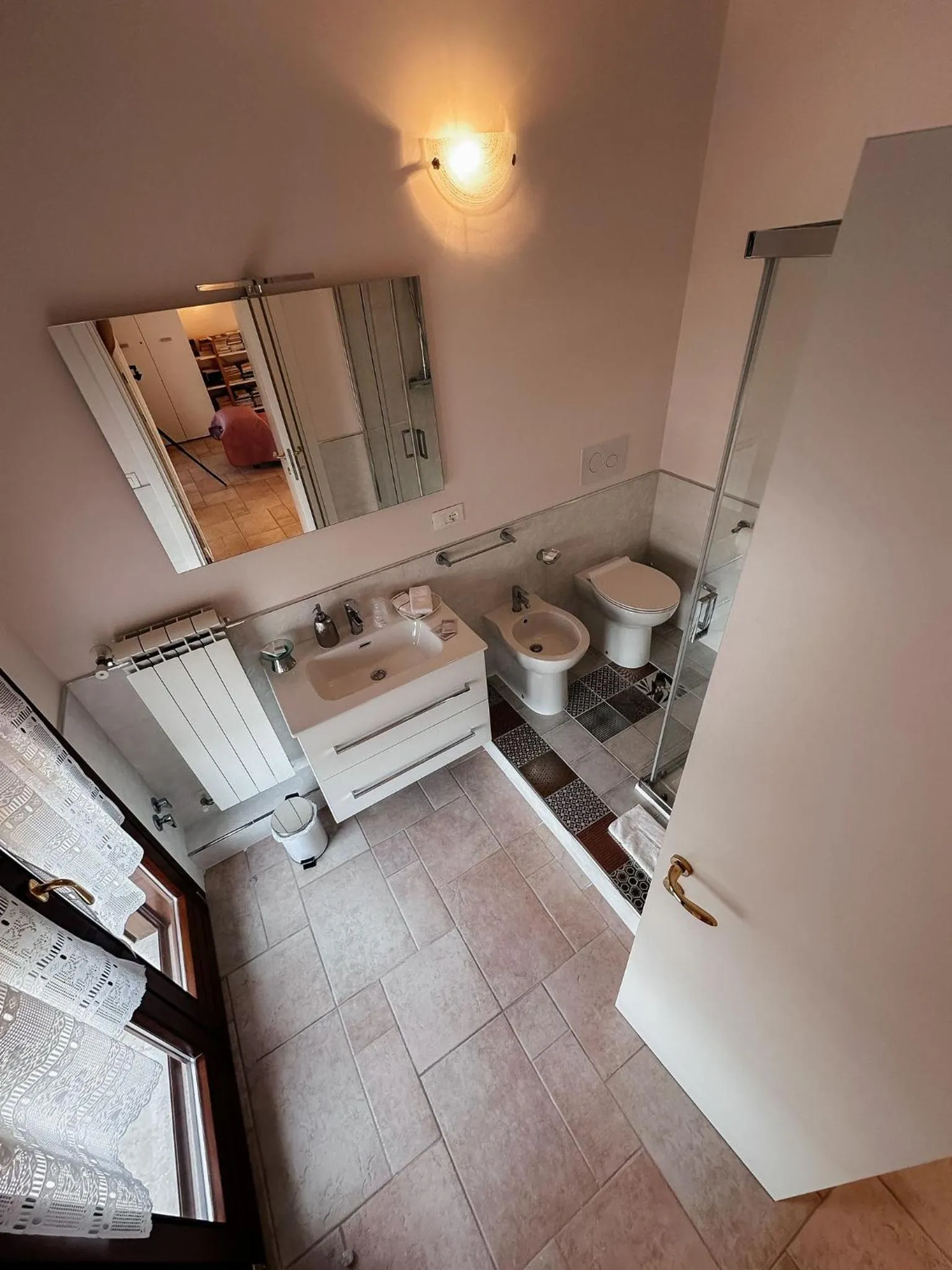 Shower in Villa Mariella