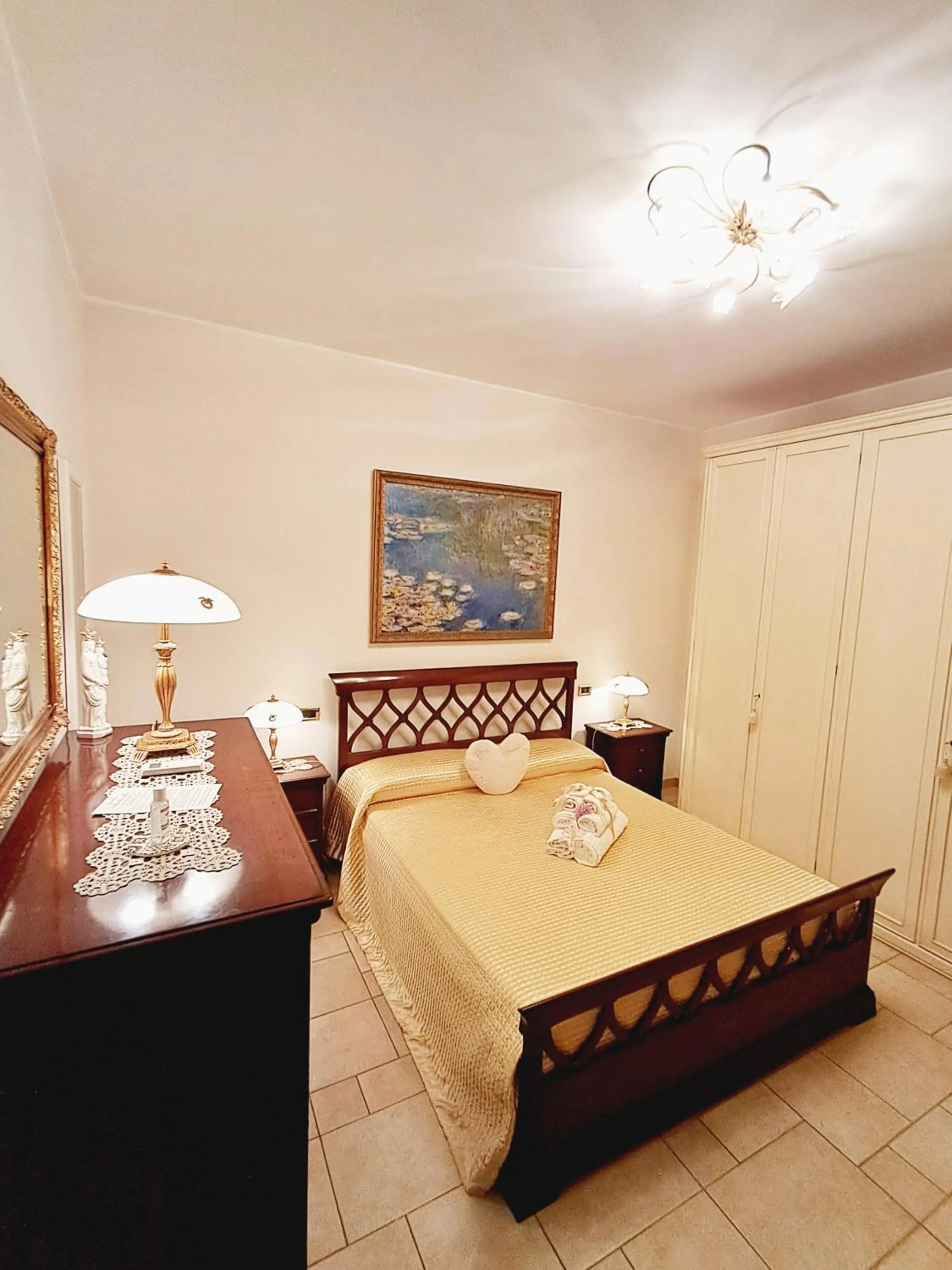 View (from property/room), Bed in Villa Mariella