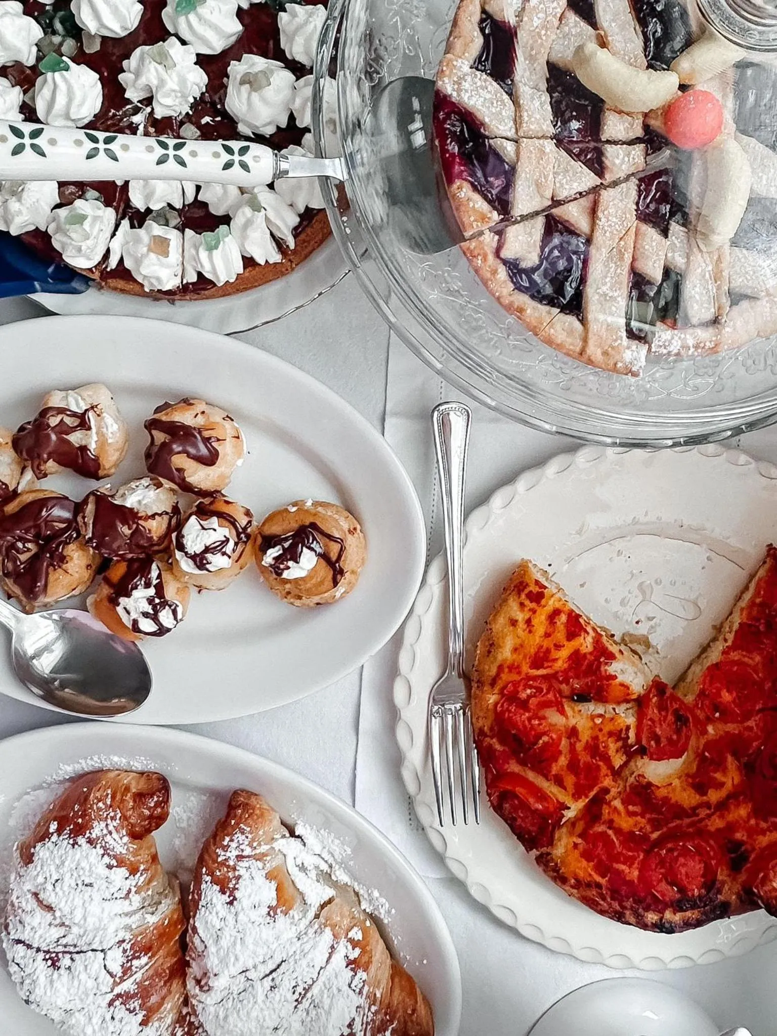 Continental breakfast in Villa Mariella