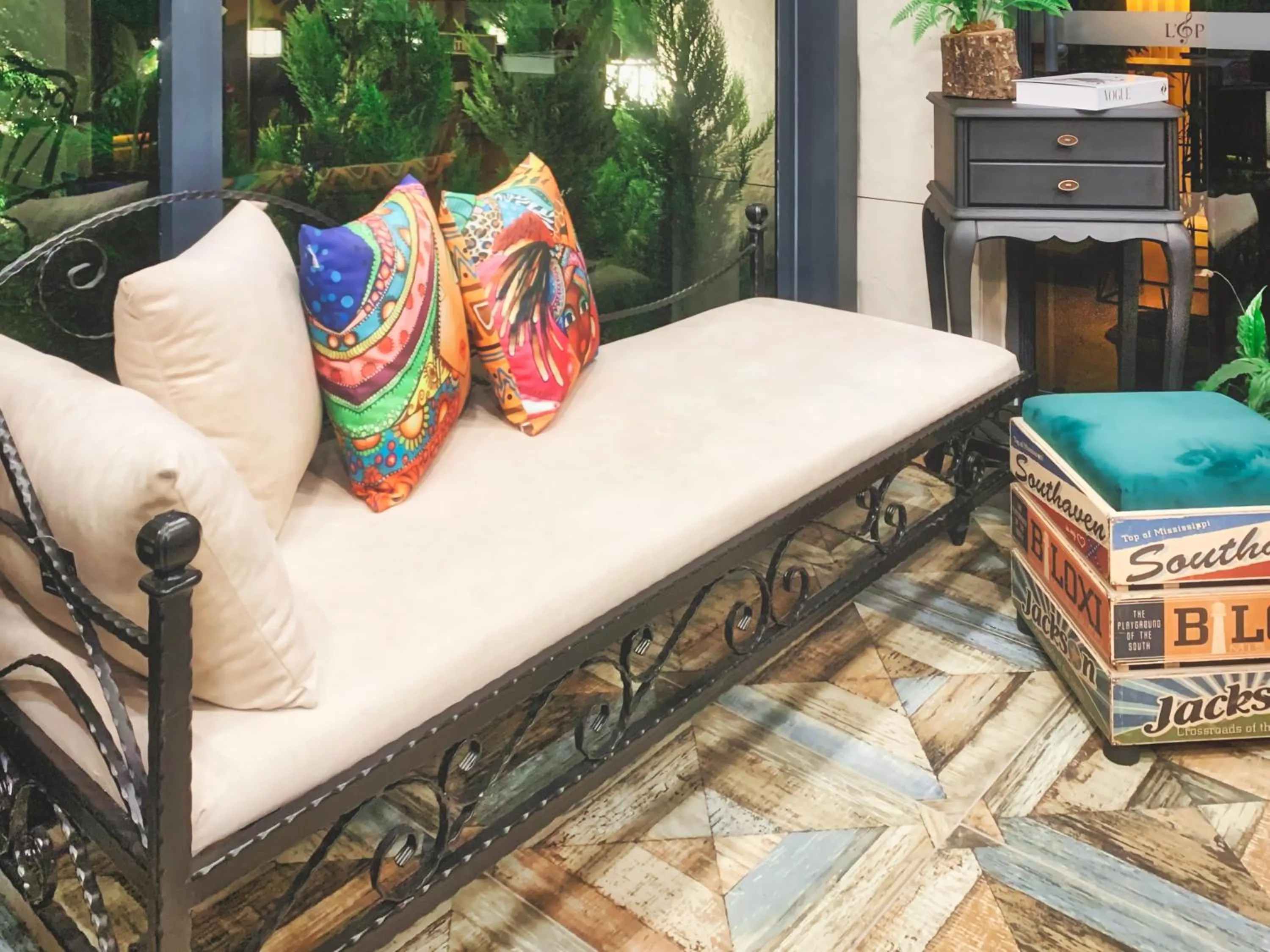 Seating area in L'opera Deluxe Hotel