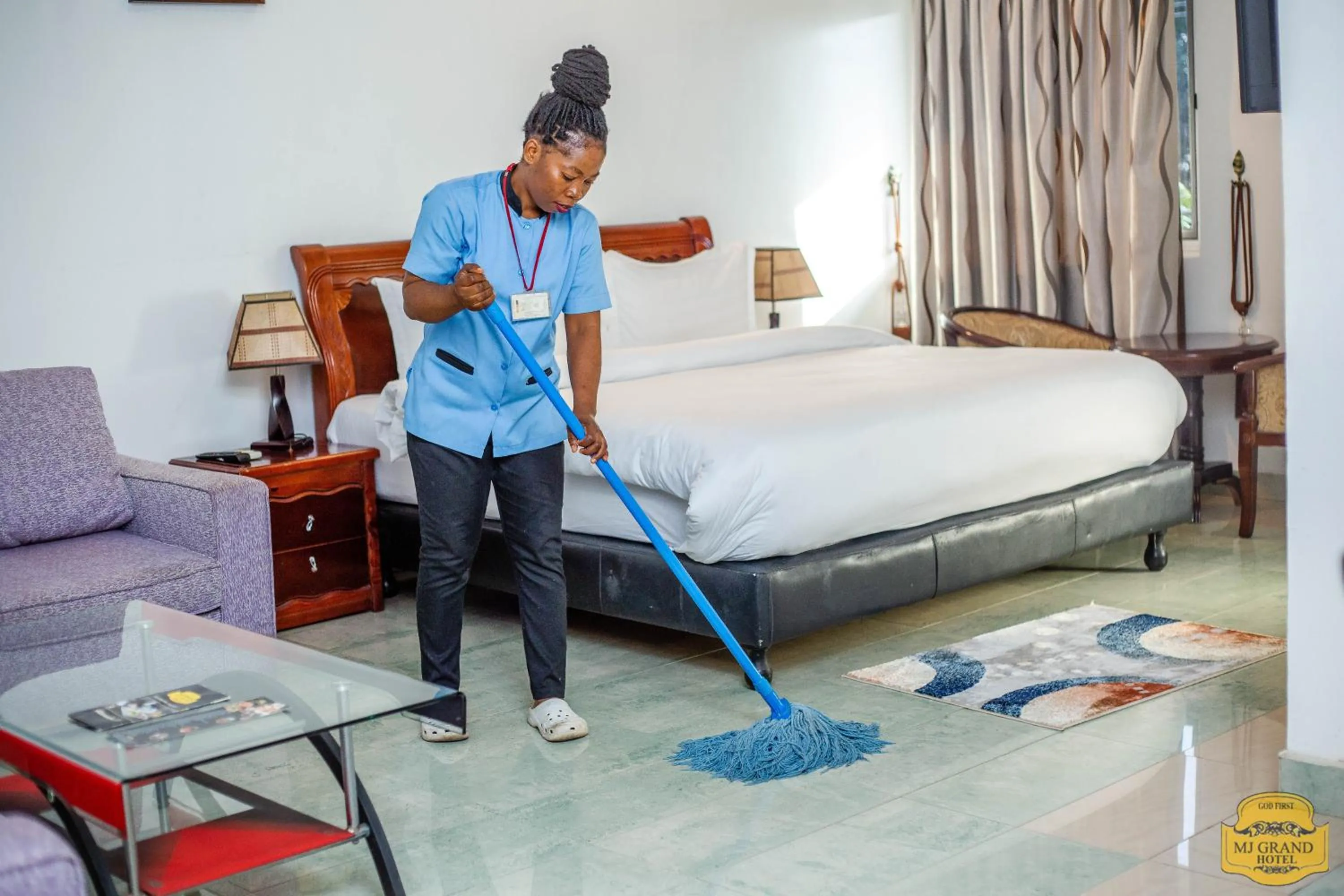 Photo of the whole room, Bed in MJ Grand Hotel