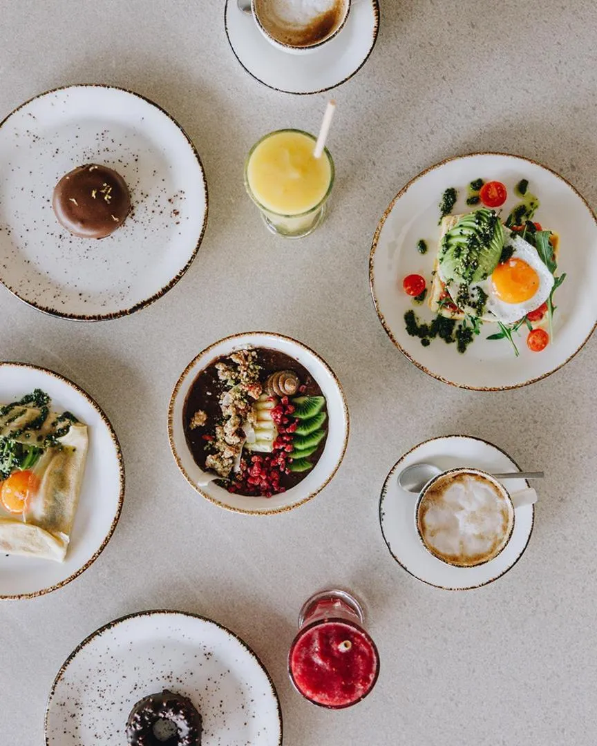 Continental breakfast in Chic & Basic dot