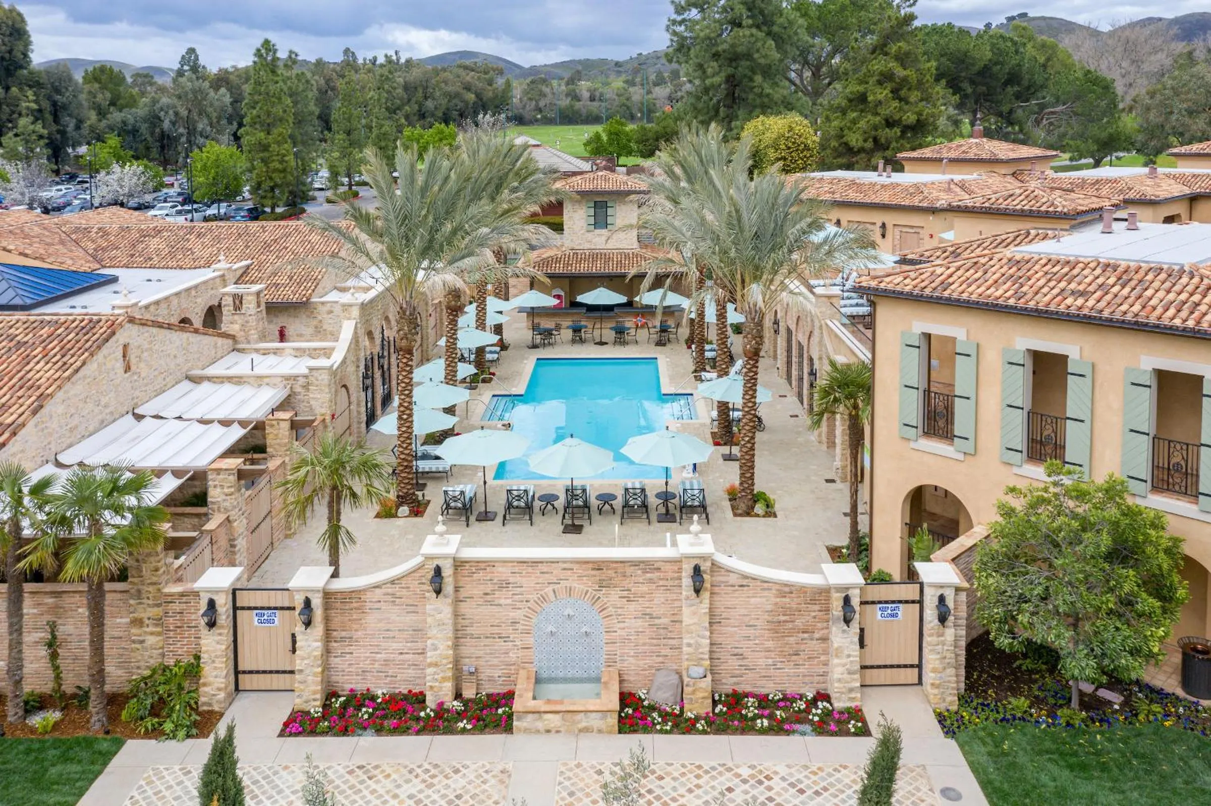 Spa and wellness centre/facilities in Westlake Village Inn