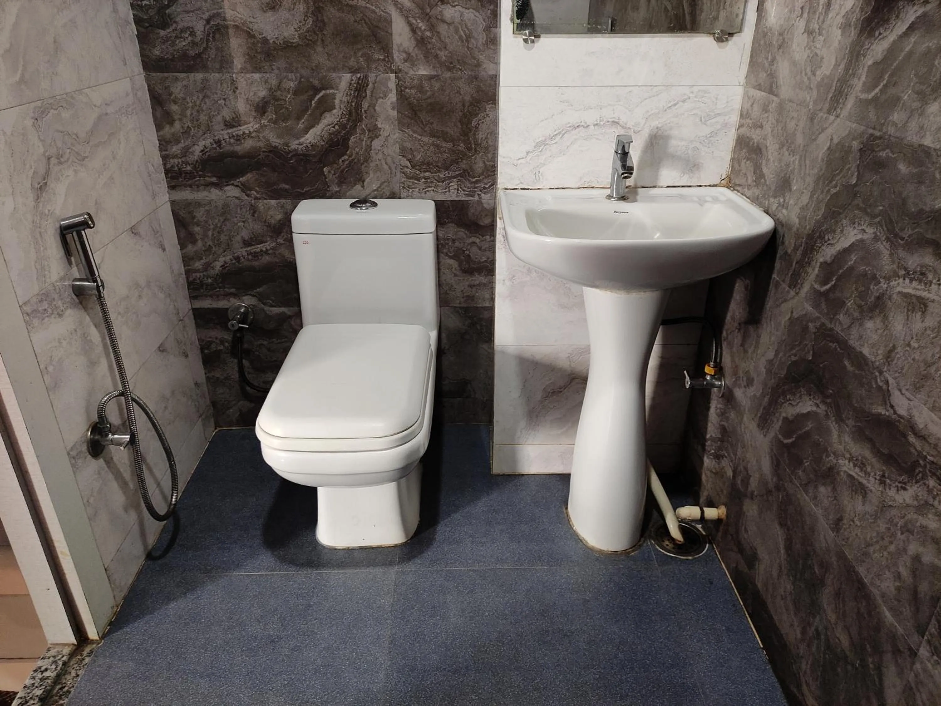 Property building in Divine View