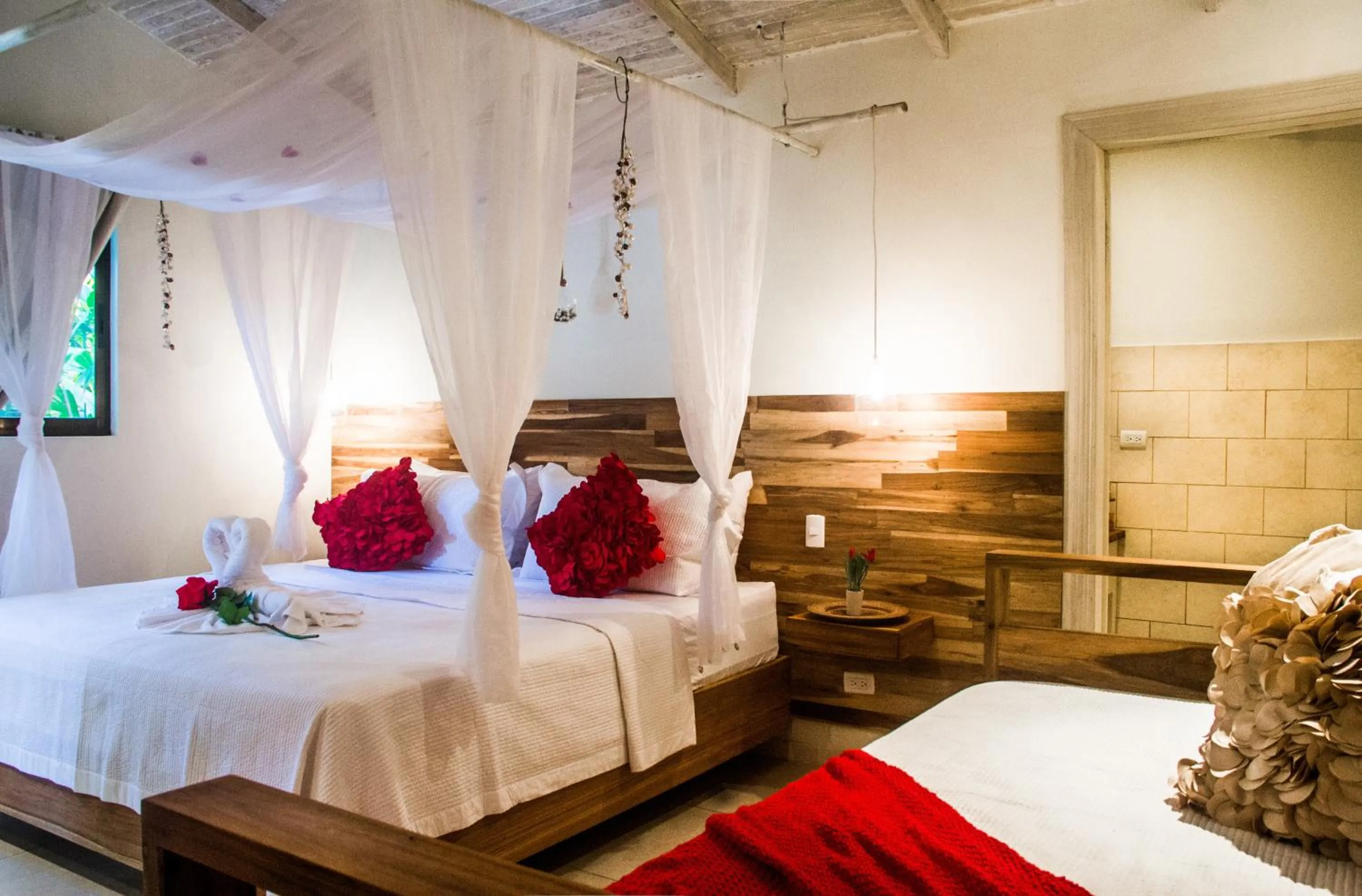 Photo of the whole room, Bed in Banana Beach Bungalows