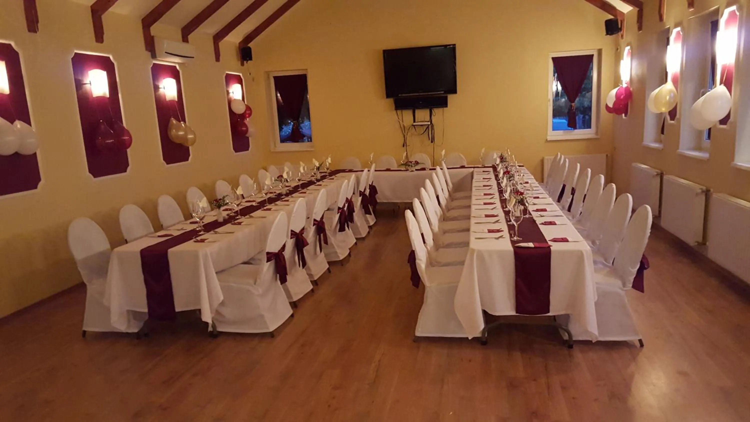 Banquet/Function facilities in Bacchus Panzió