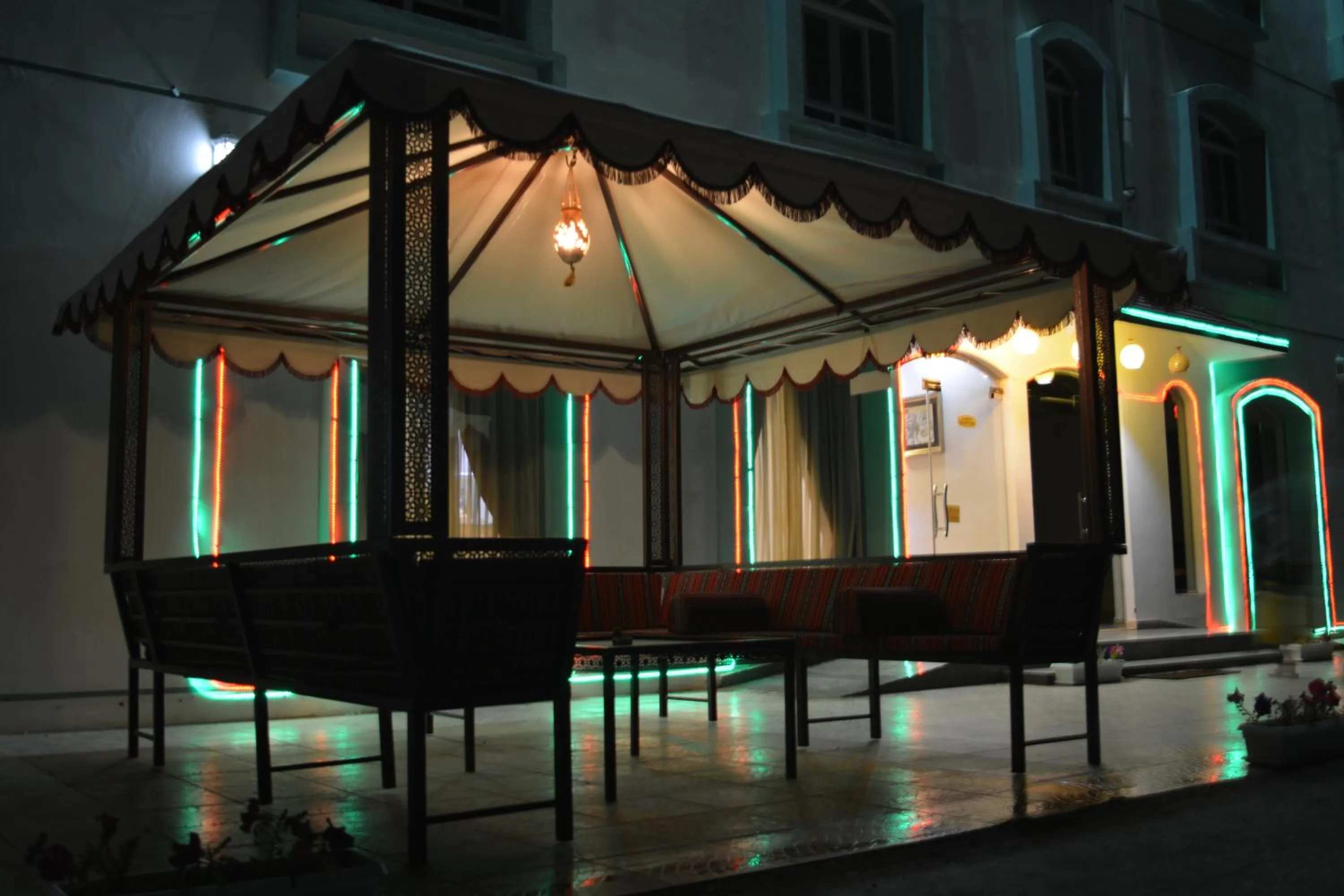 Al Karam Hotel Apartment