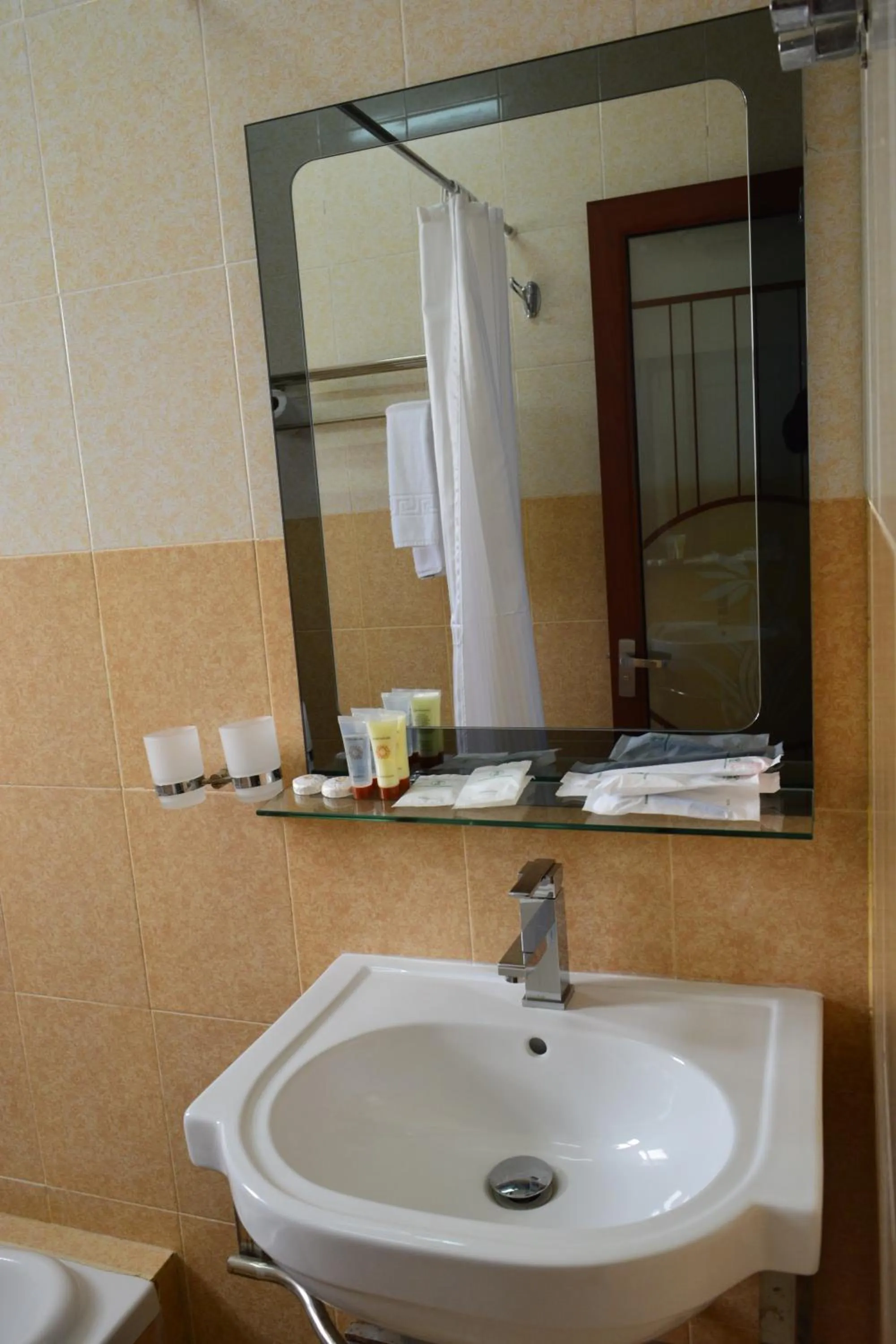 Al Karam Hotel Apartment