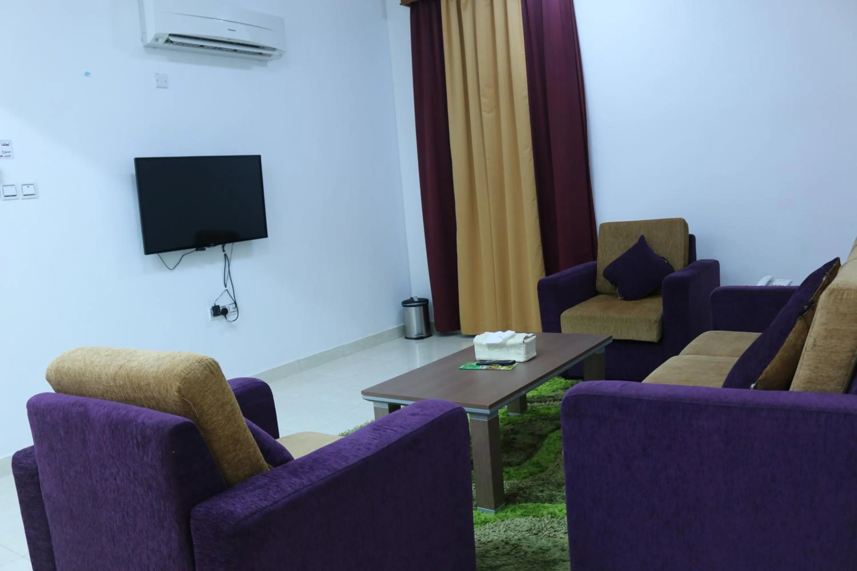 Living room in Al Karam Hotel Apartment