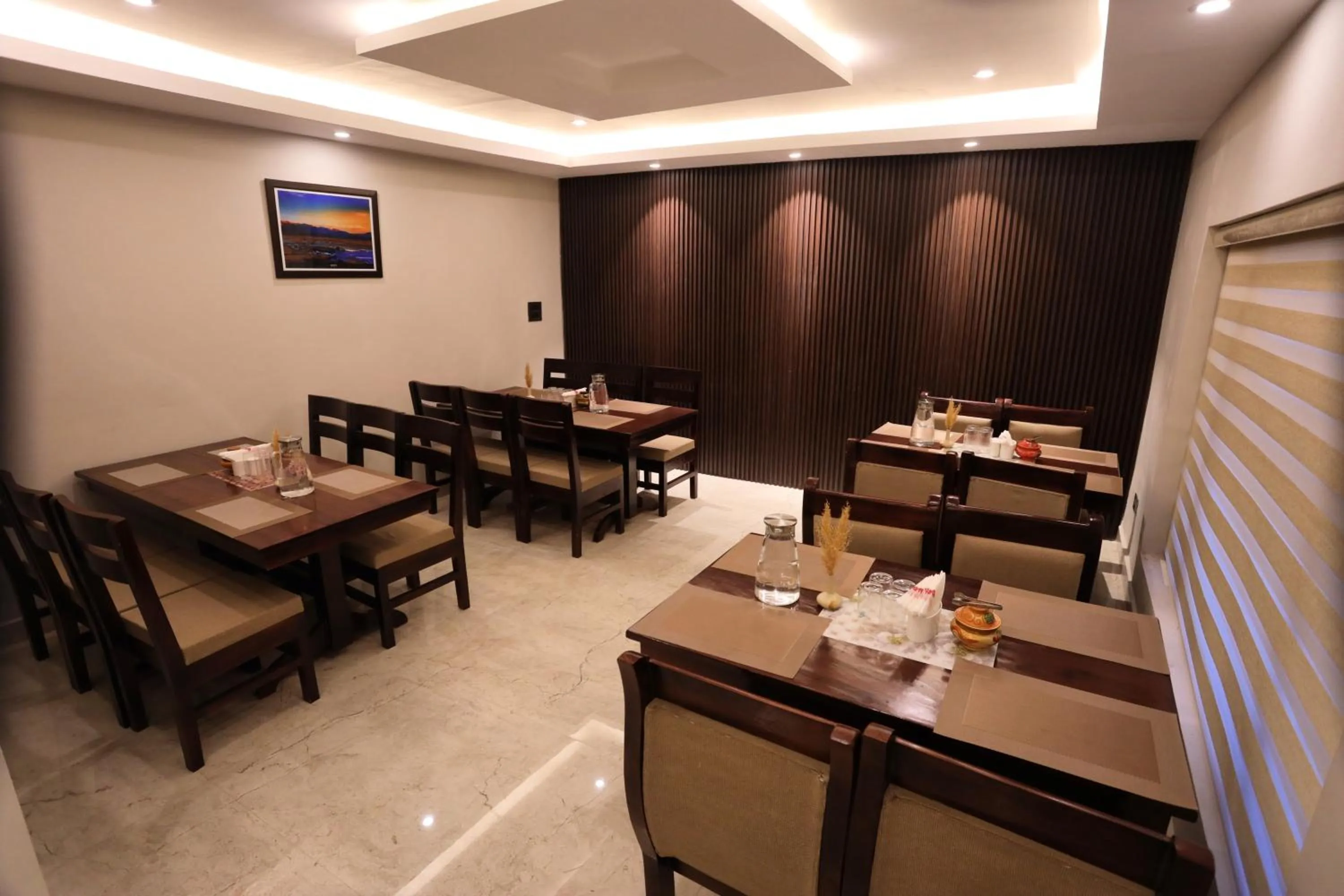 Restaurant/places to eat in Hotel Nalanda Ladakh