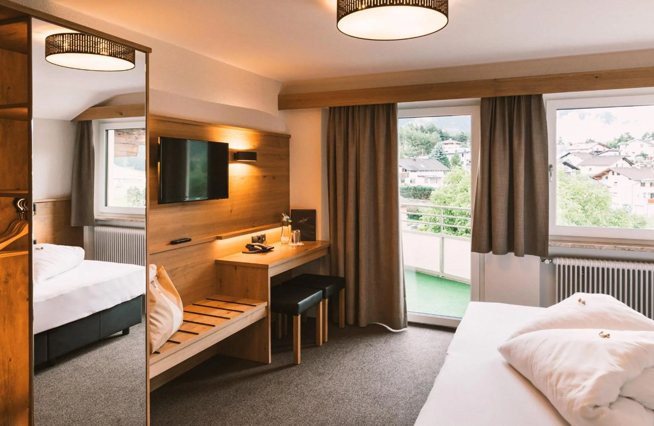 Bed in Hotel Arzlerhof