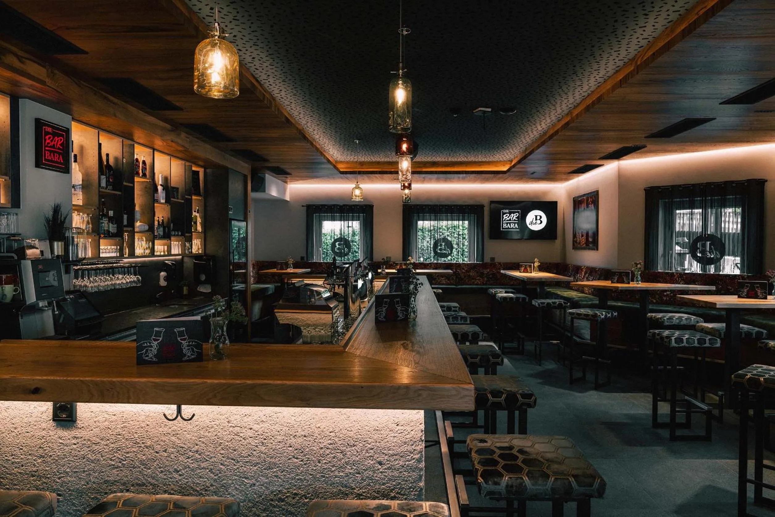 Lounge or bar in B&B Hotel Die Barbara